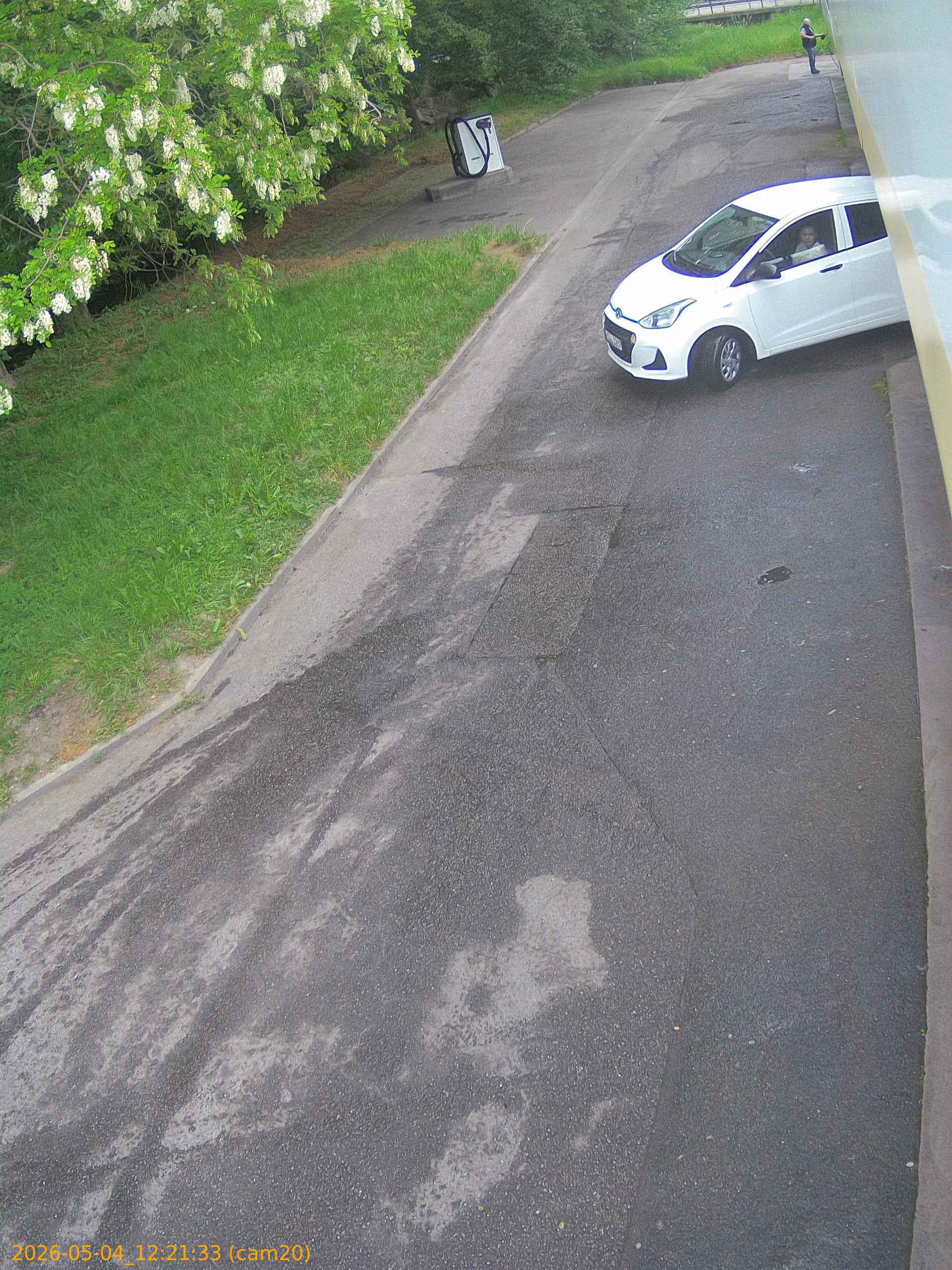 20260504122133