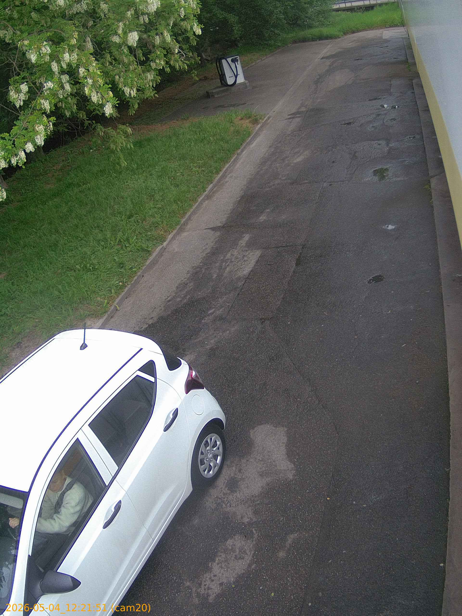 20260504122150
