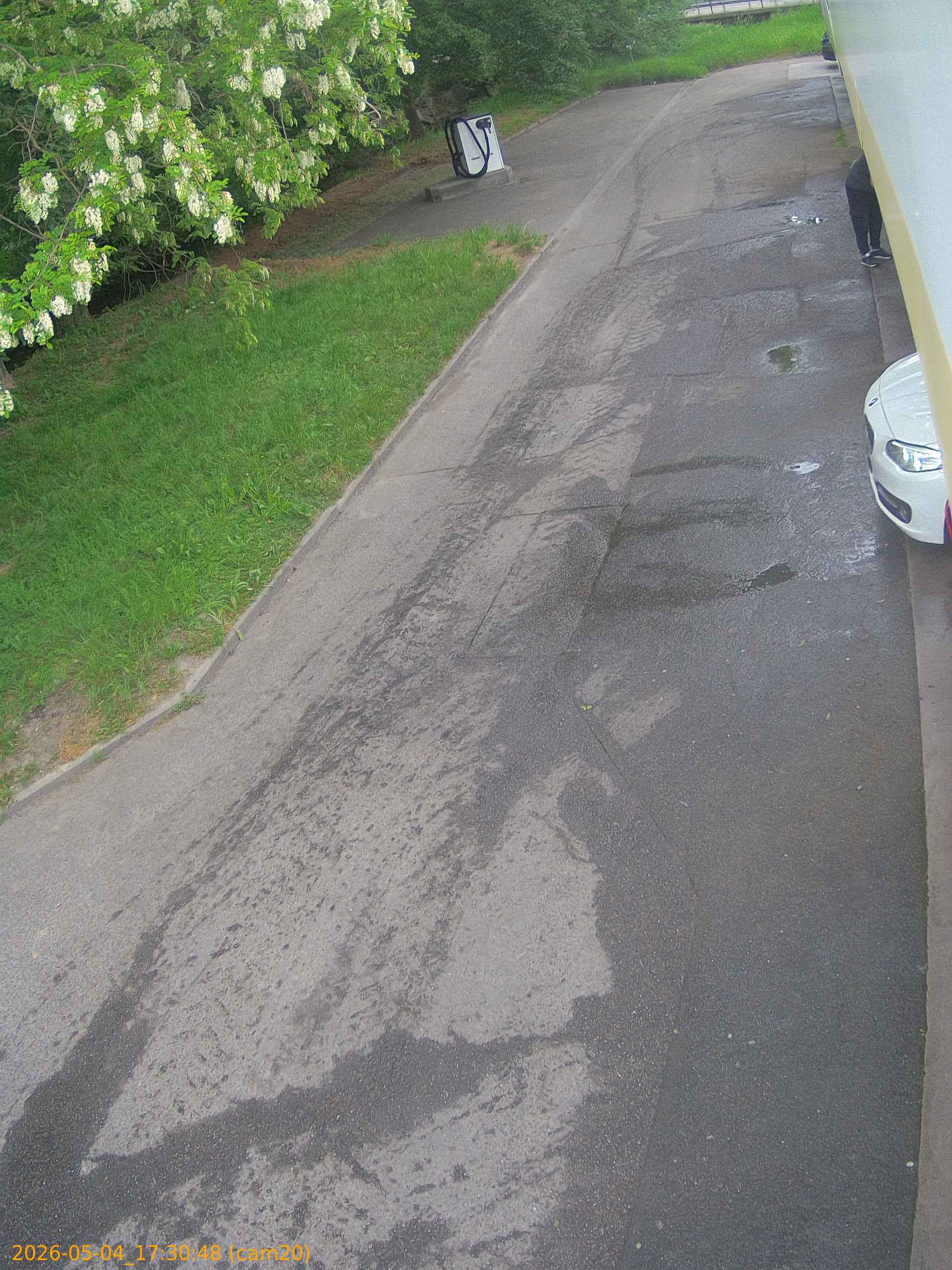 20260504173048