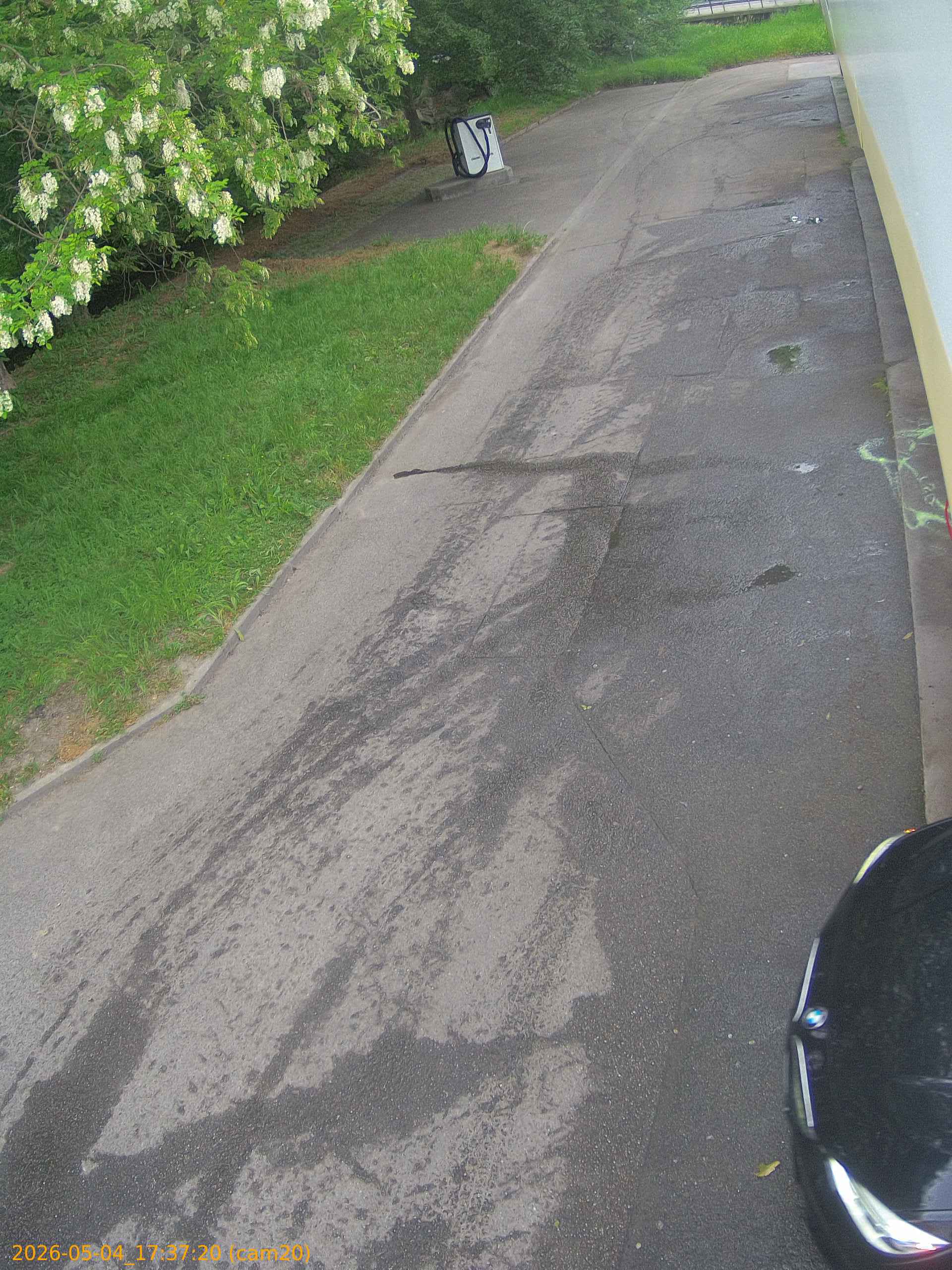 20260504173720