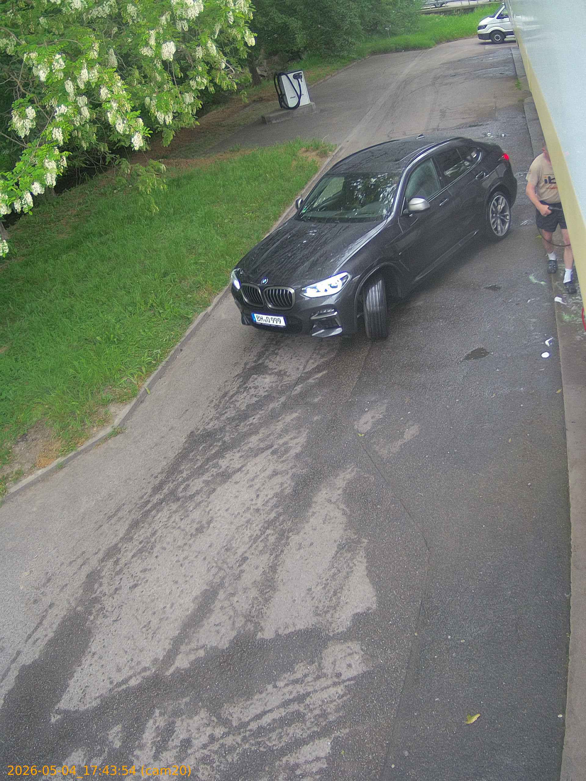 20260504174354