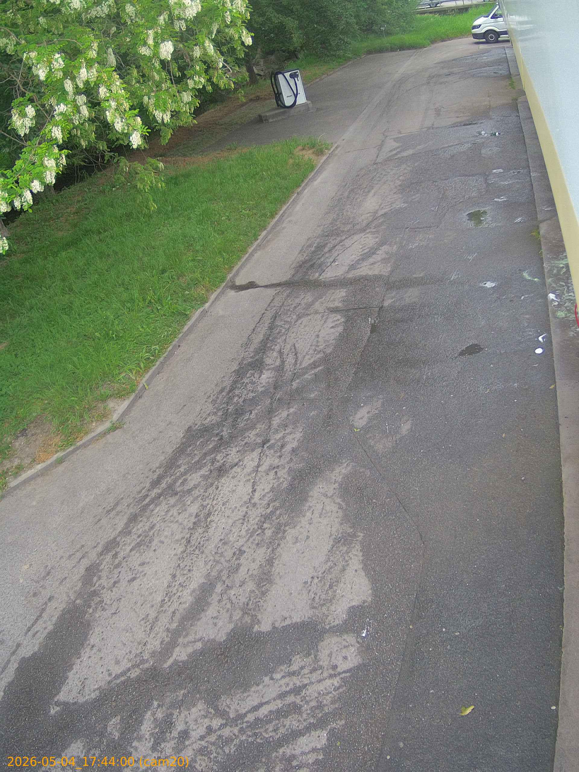 20260504174400