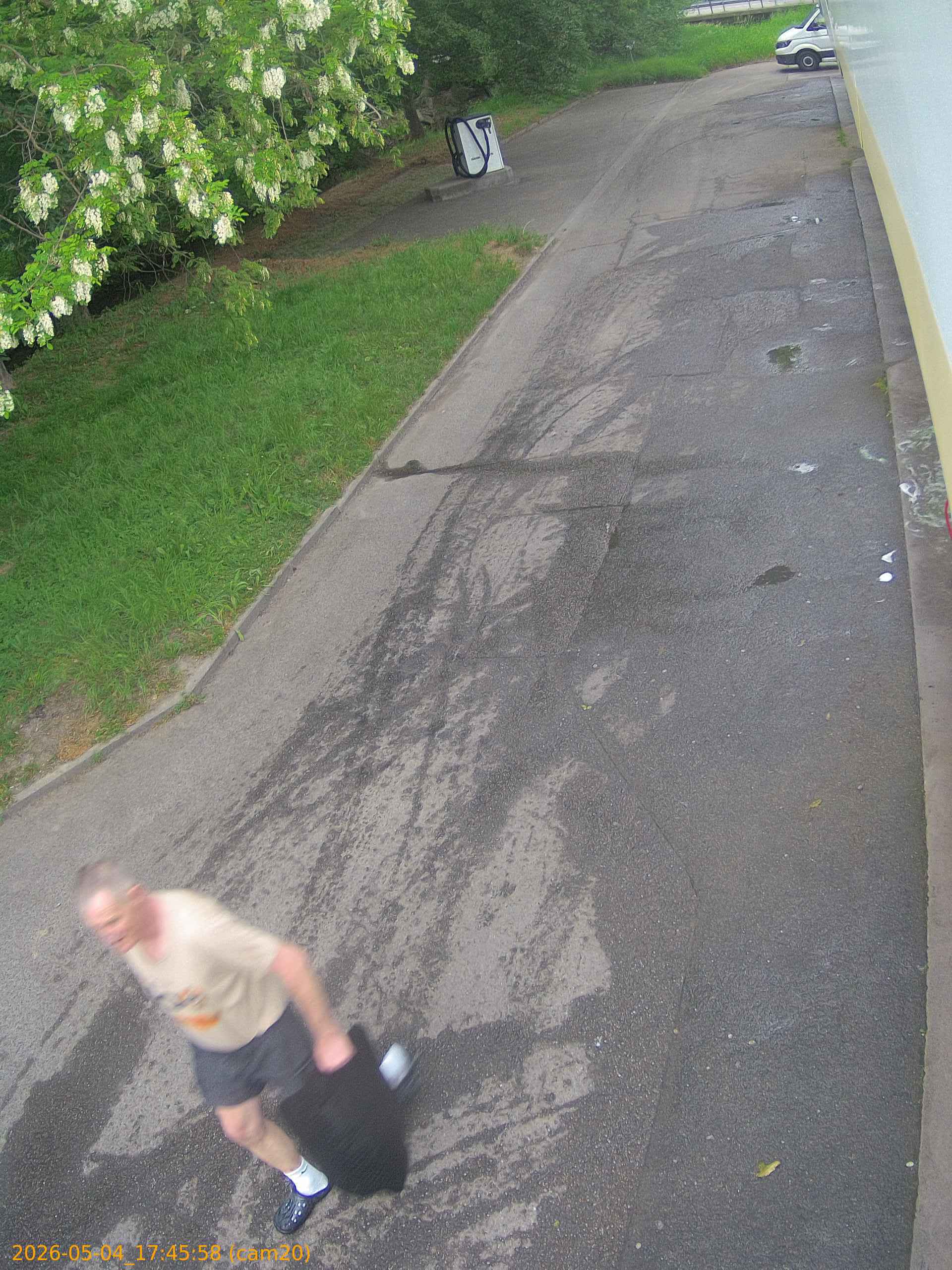 thumbnail_202605041745