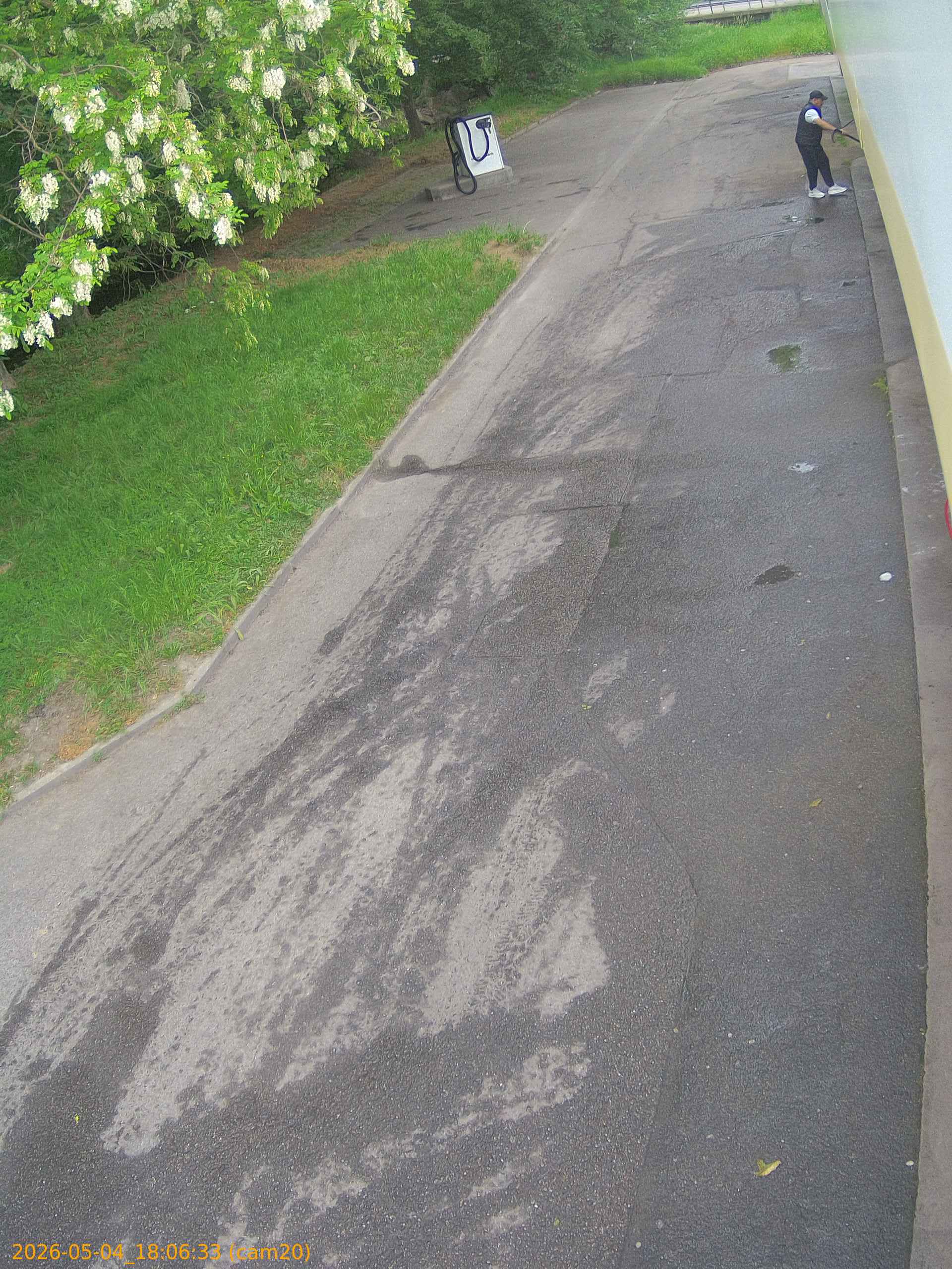 20260504180633