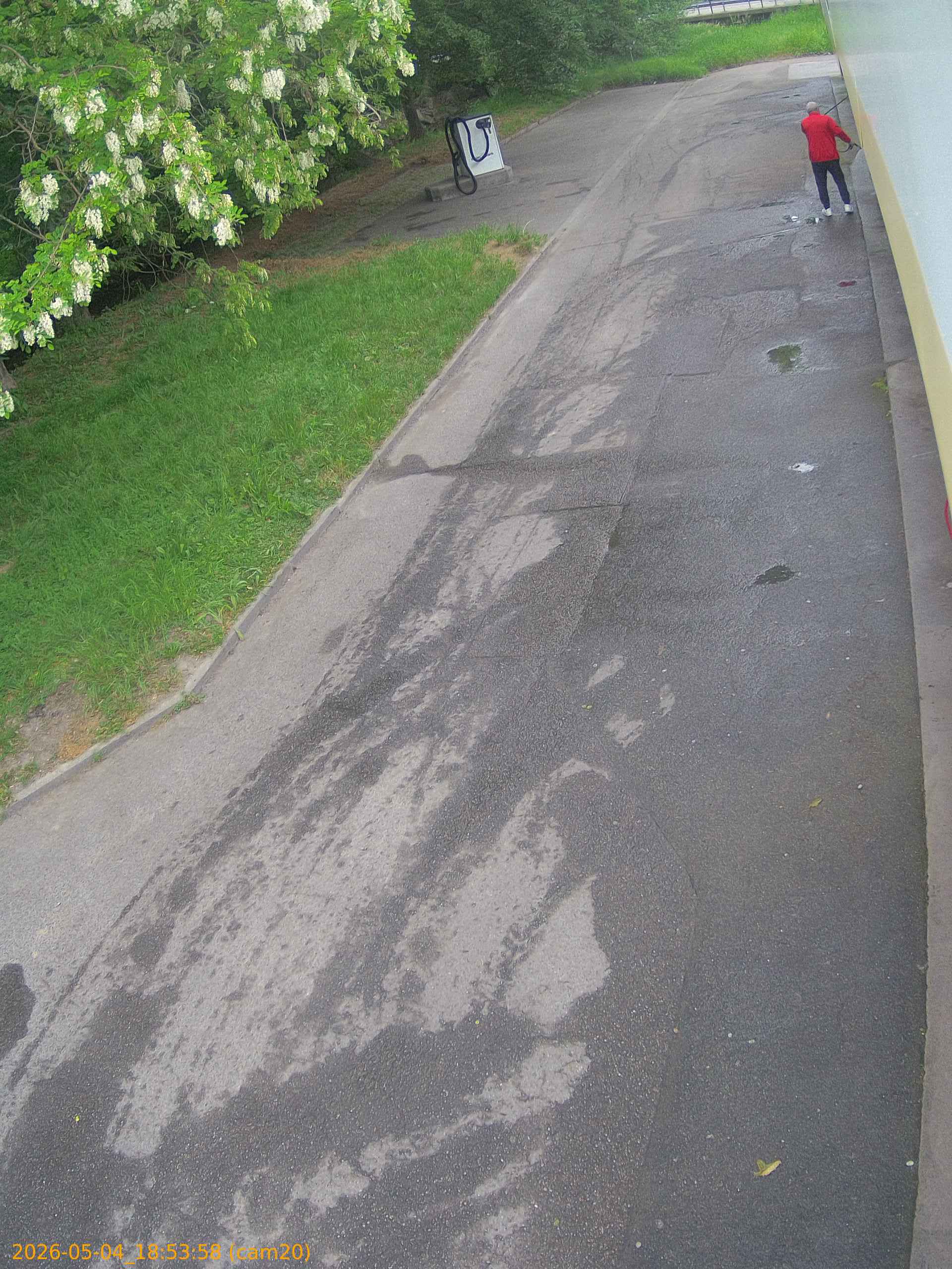202605041853