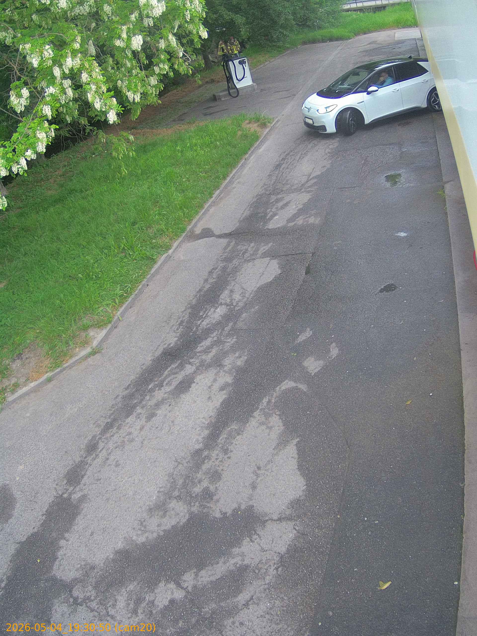 20260504193050