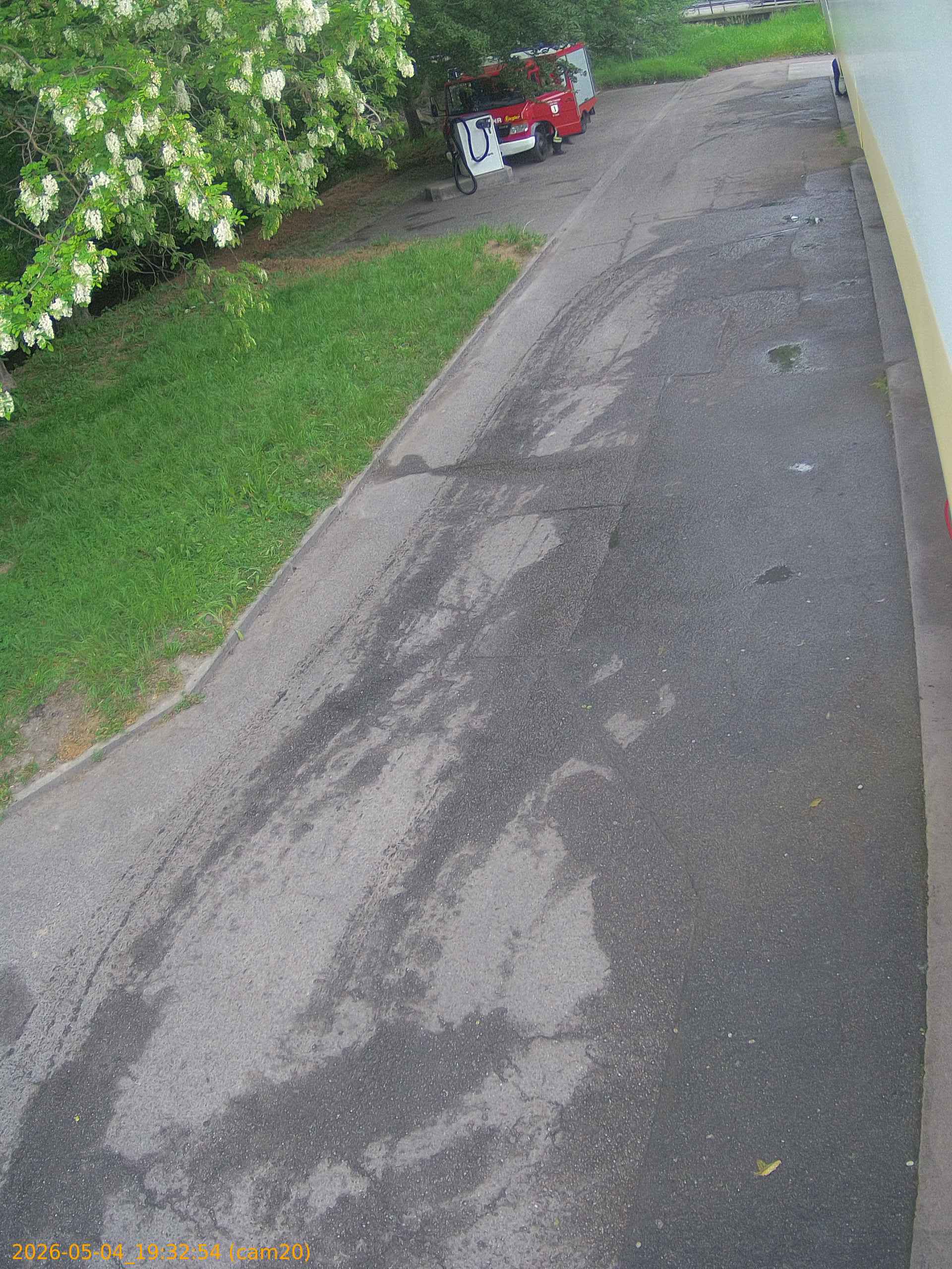 20260504193254
