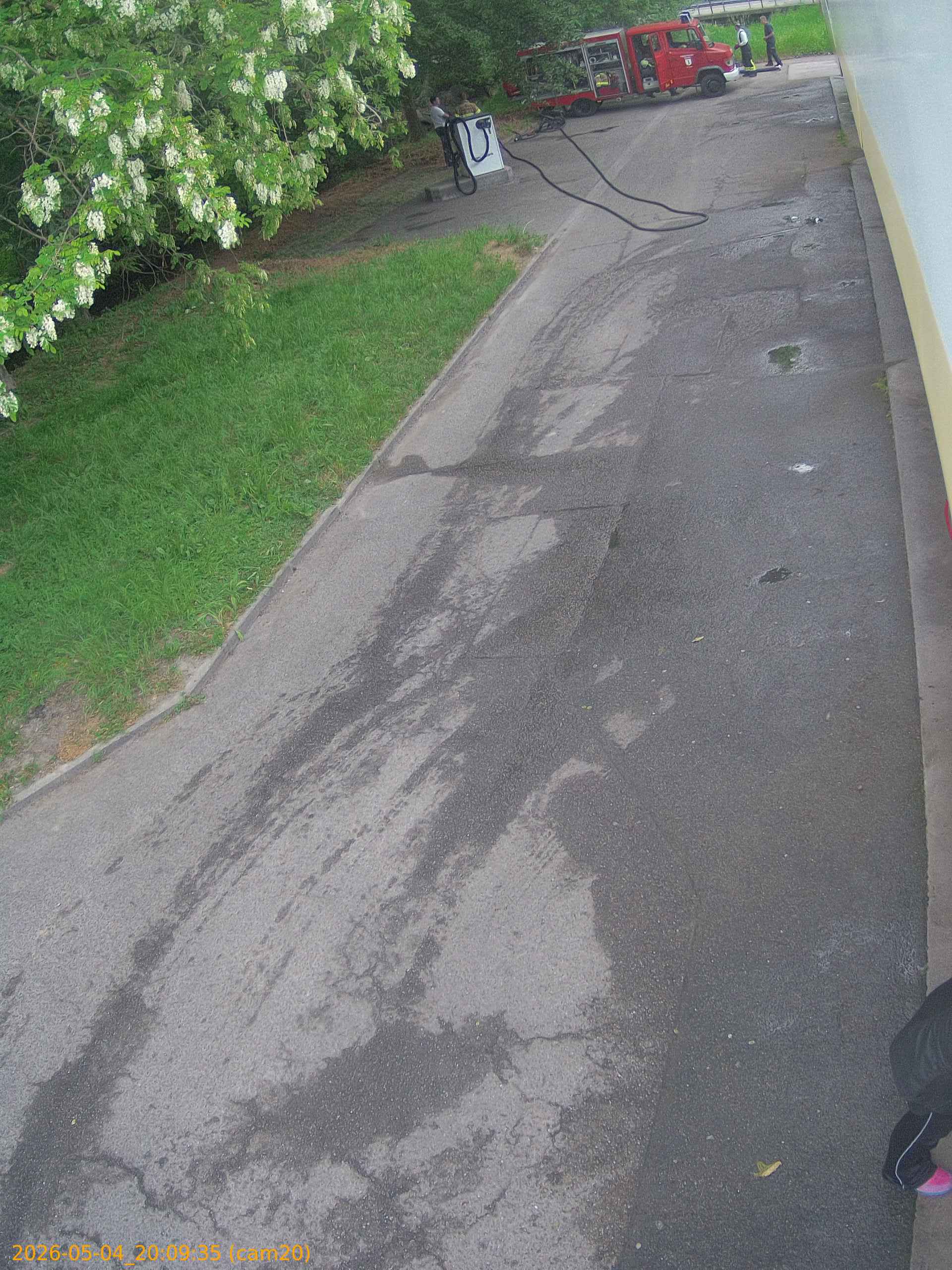 20260504200935