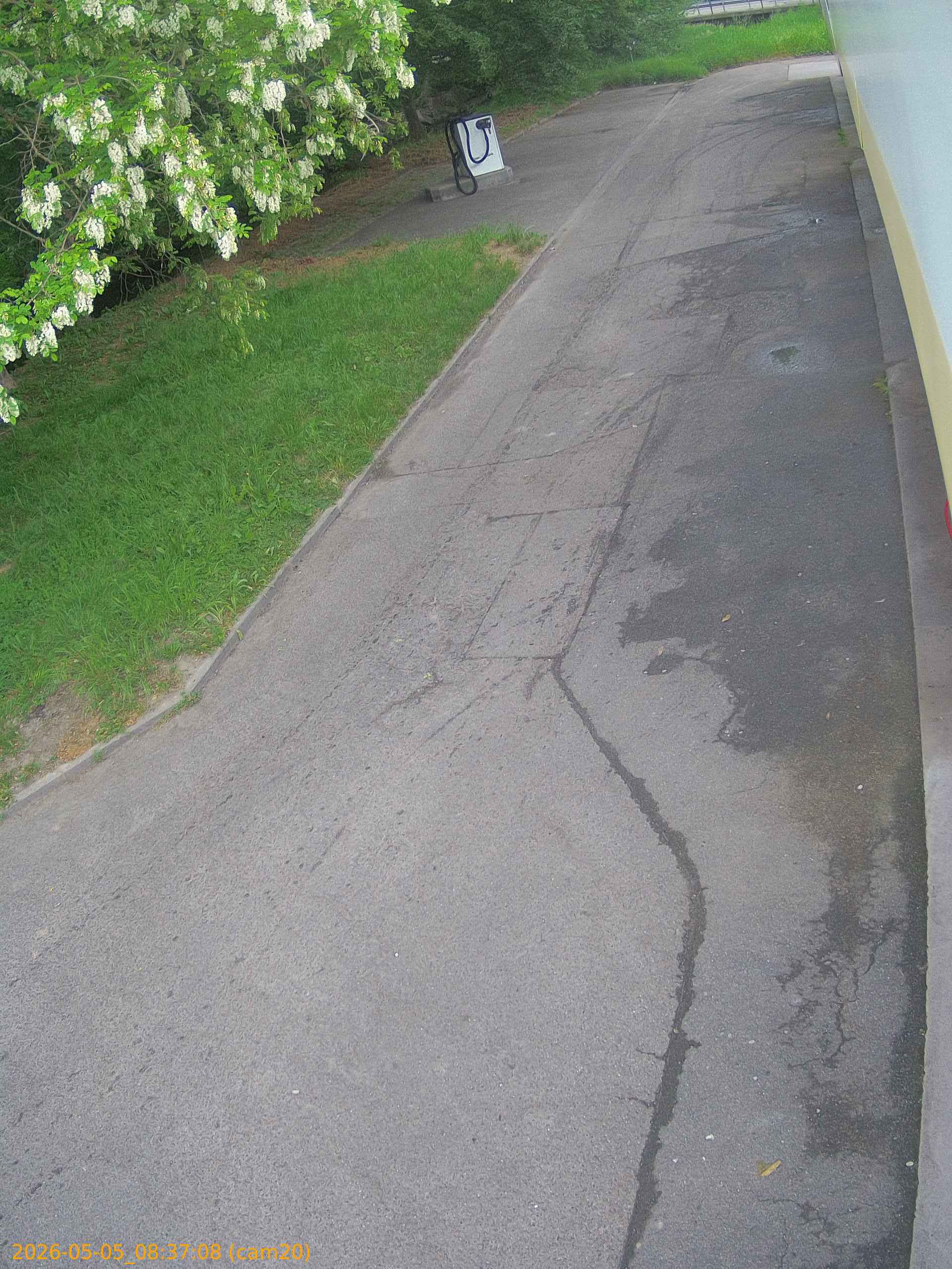 20260505083708