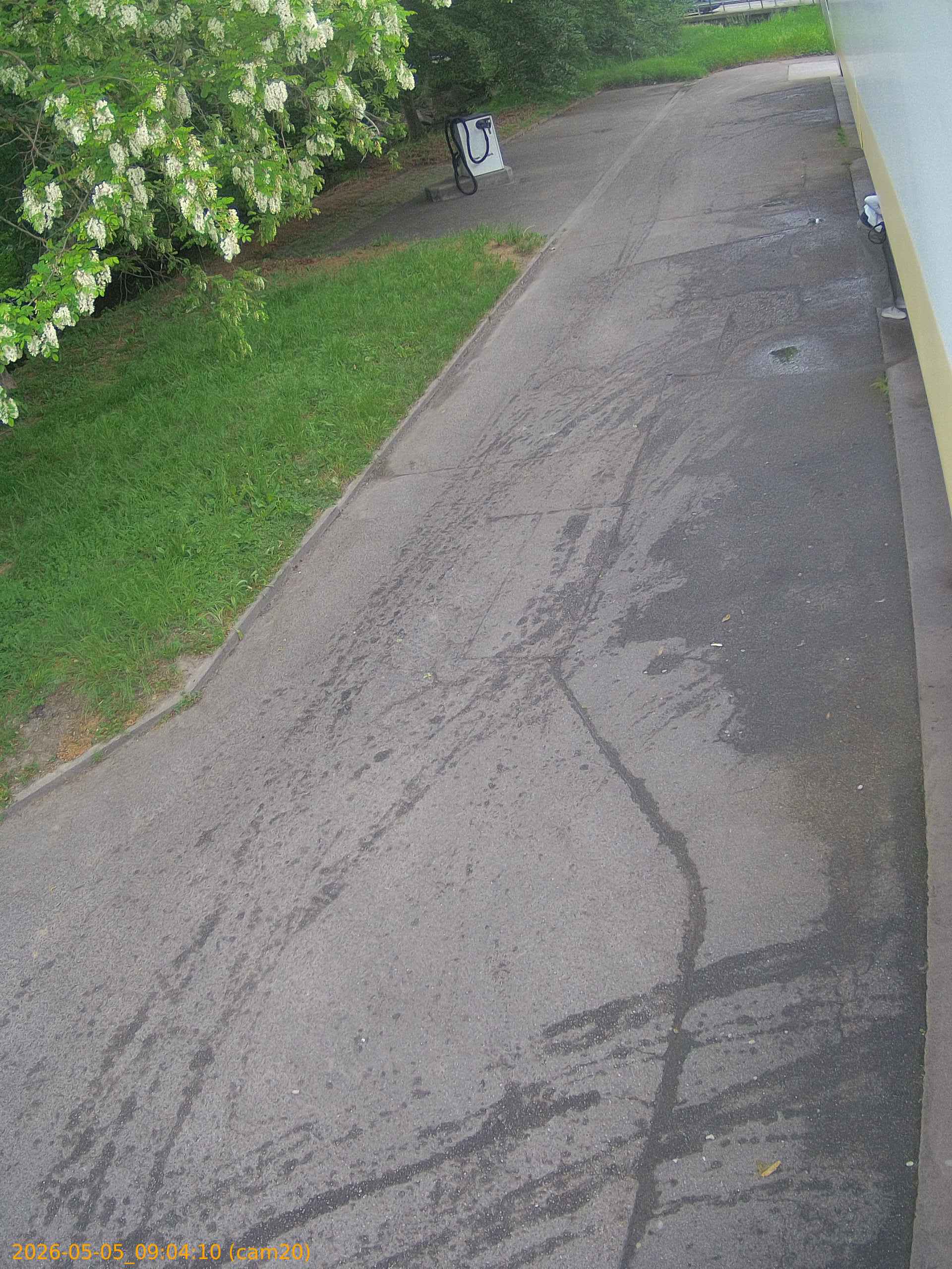 20260505090410