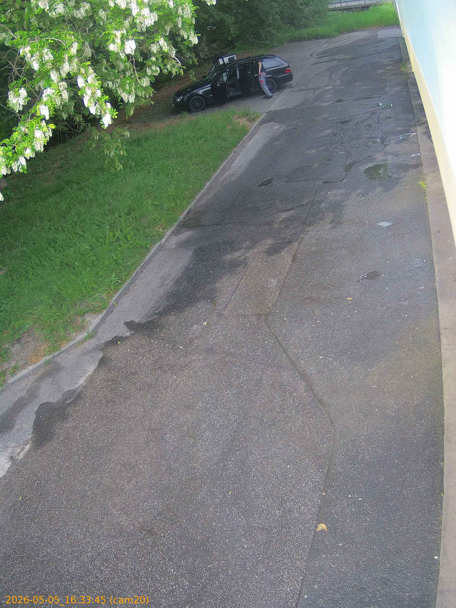 20260505163345