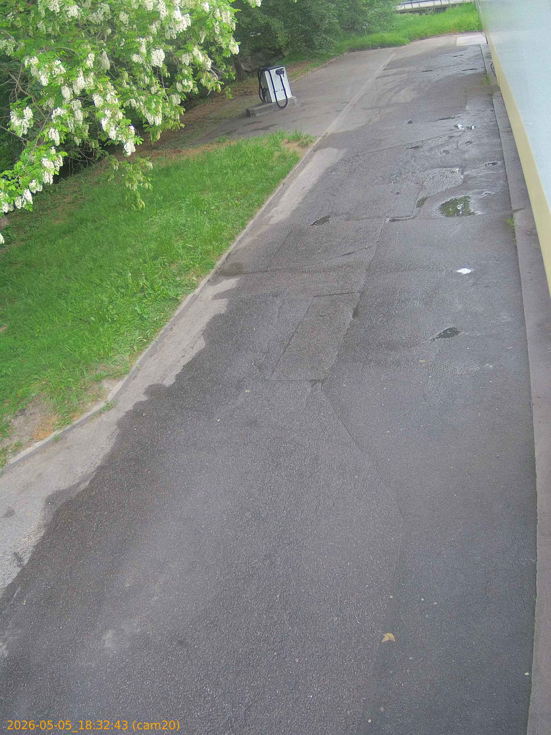 20260505183243