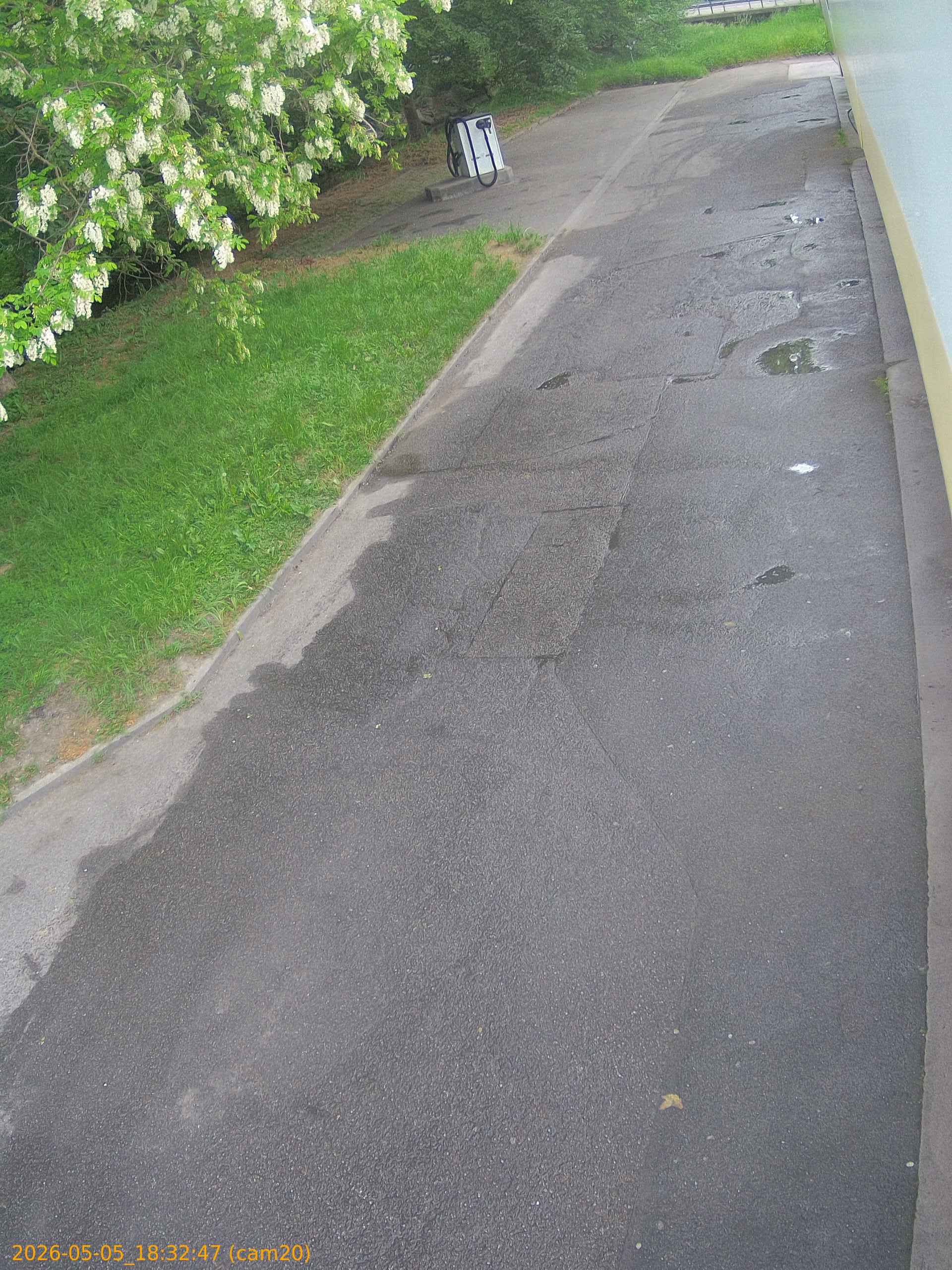 20260505183247