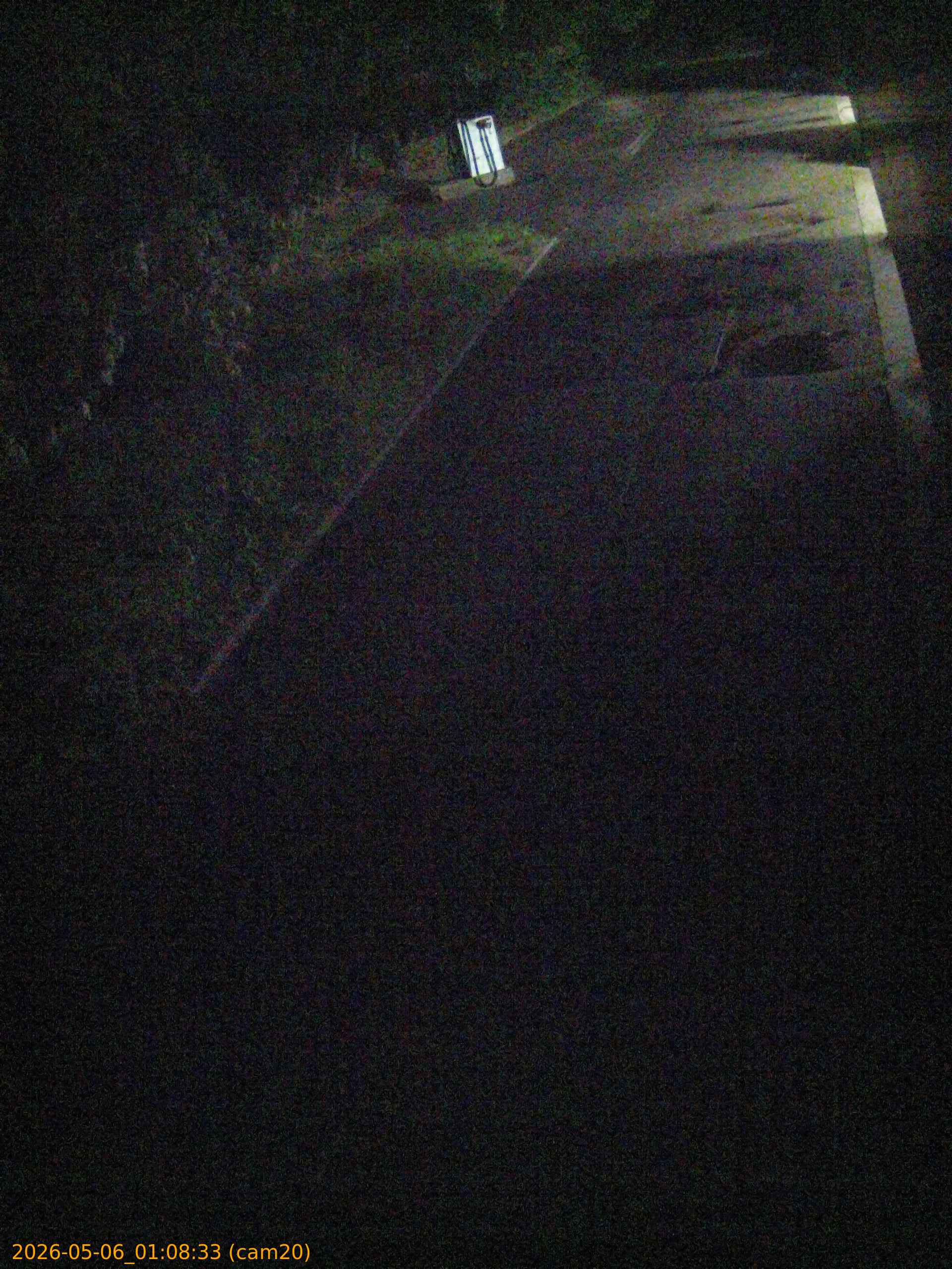 20260506010833