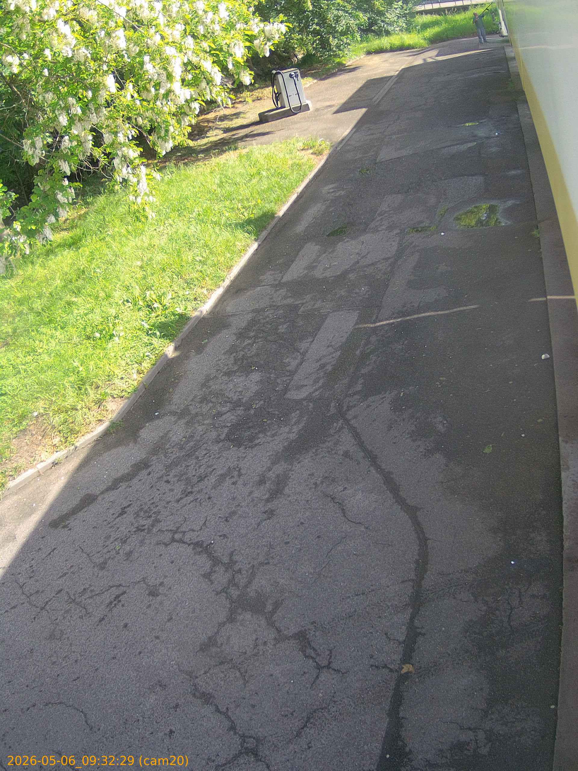 20260506093229