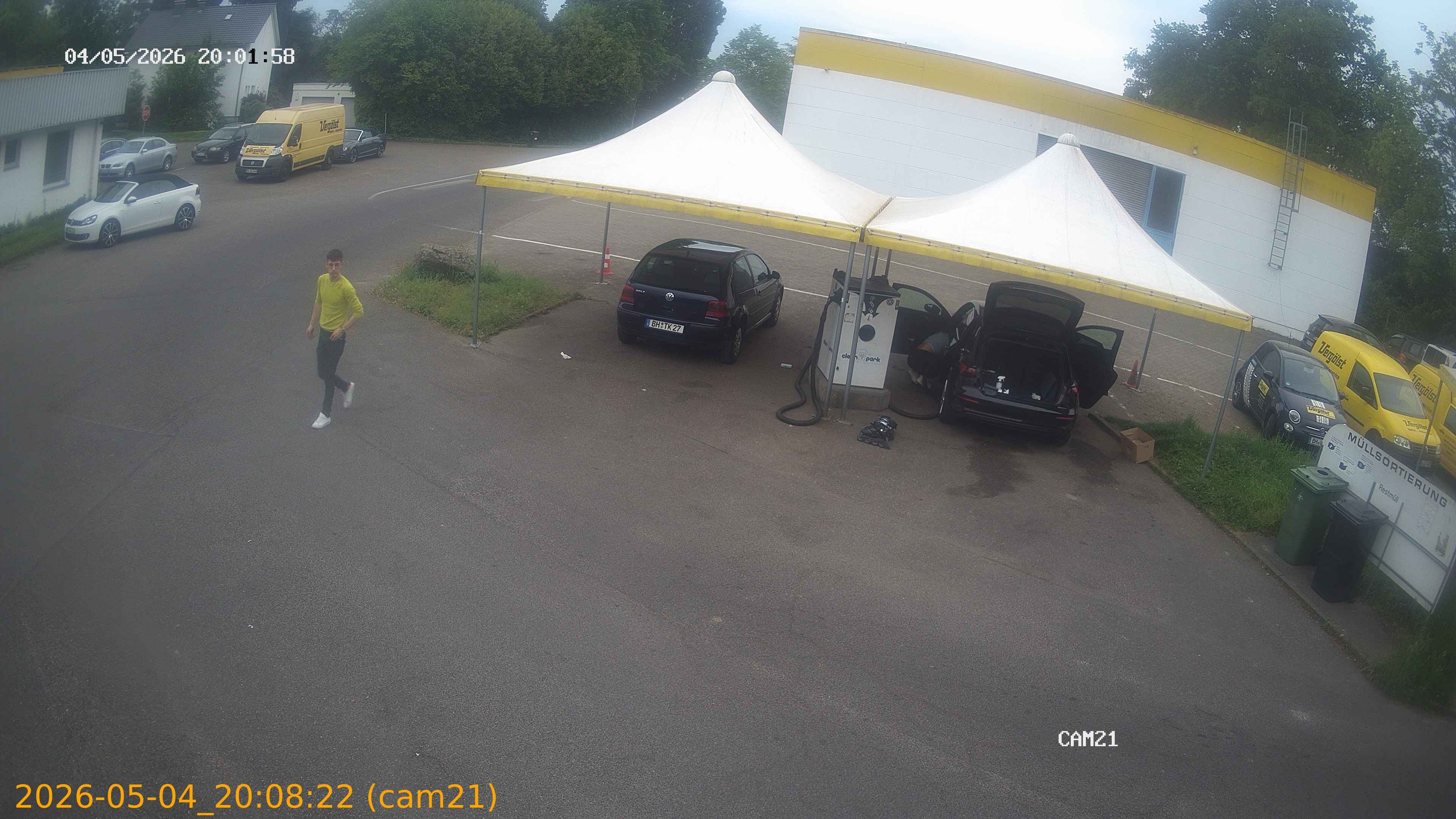 20260504200822