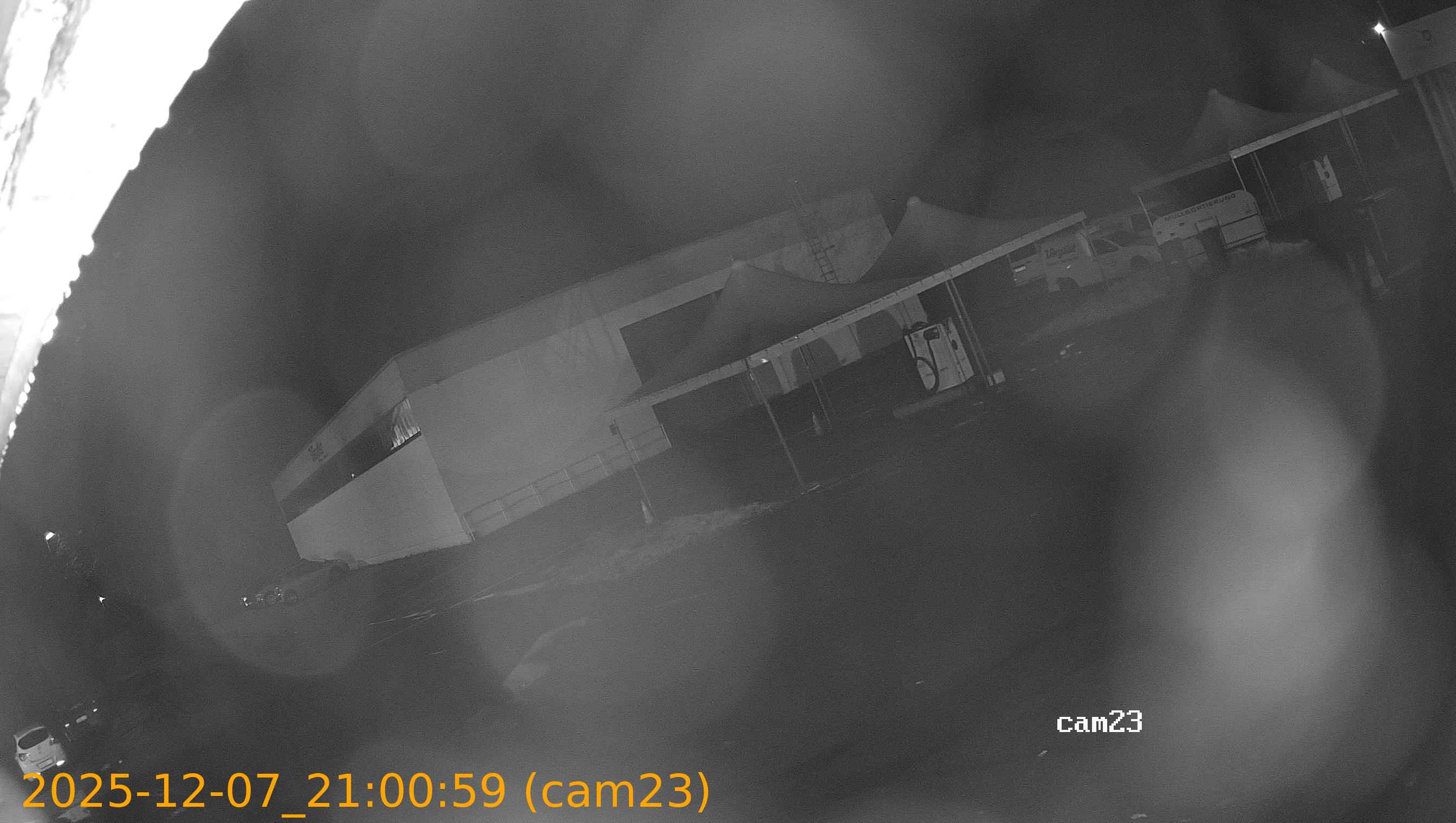 thumbnail_202512072100