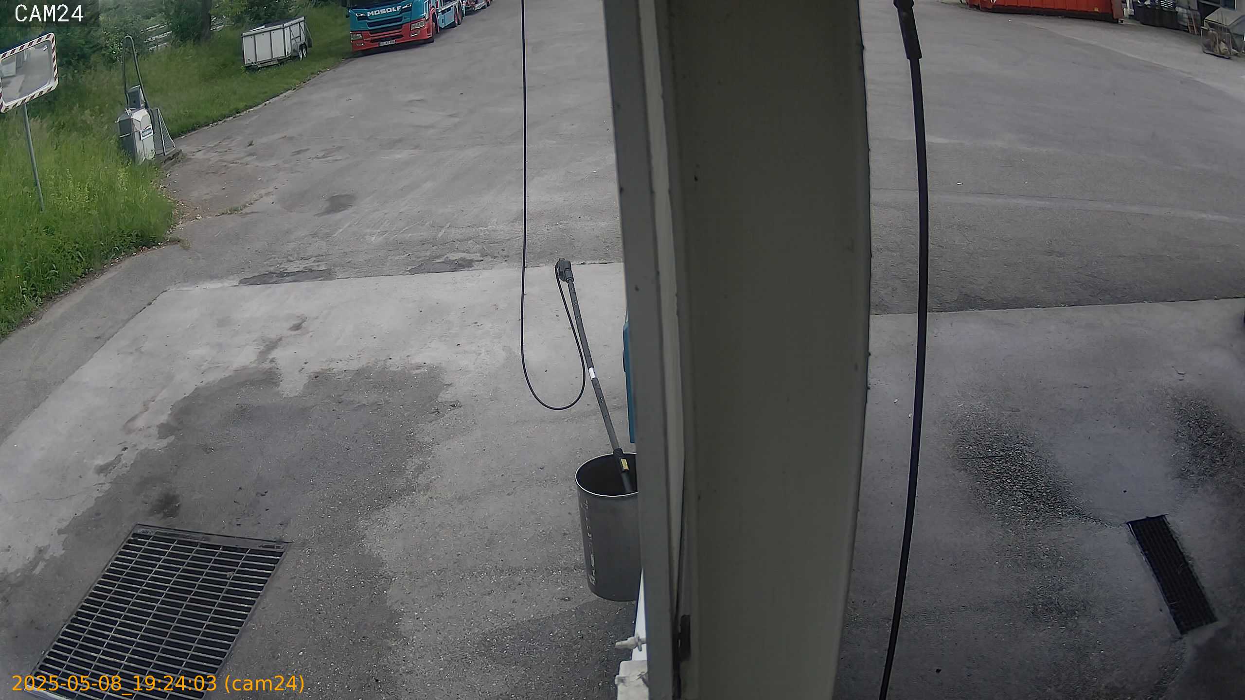 thumbnail_20250508192403