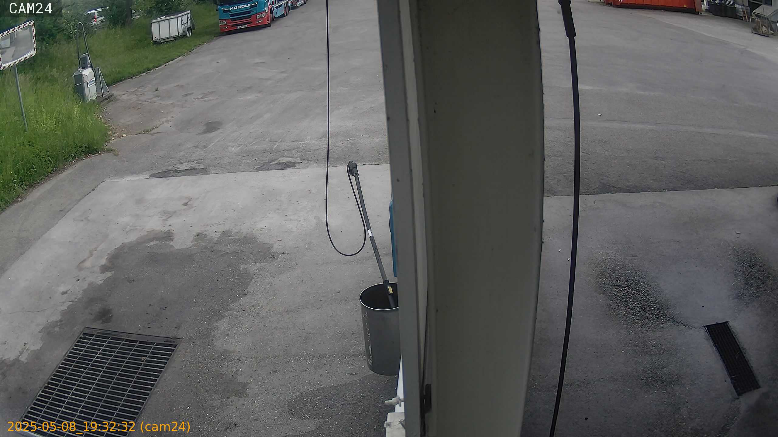 thumbnail_20250508193232
