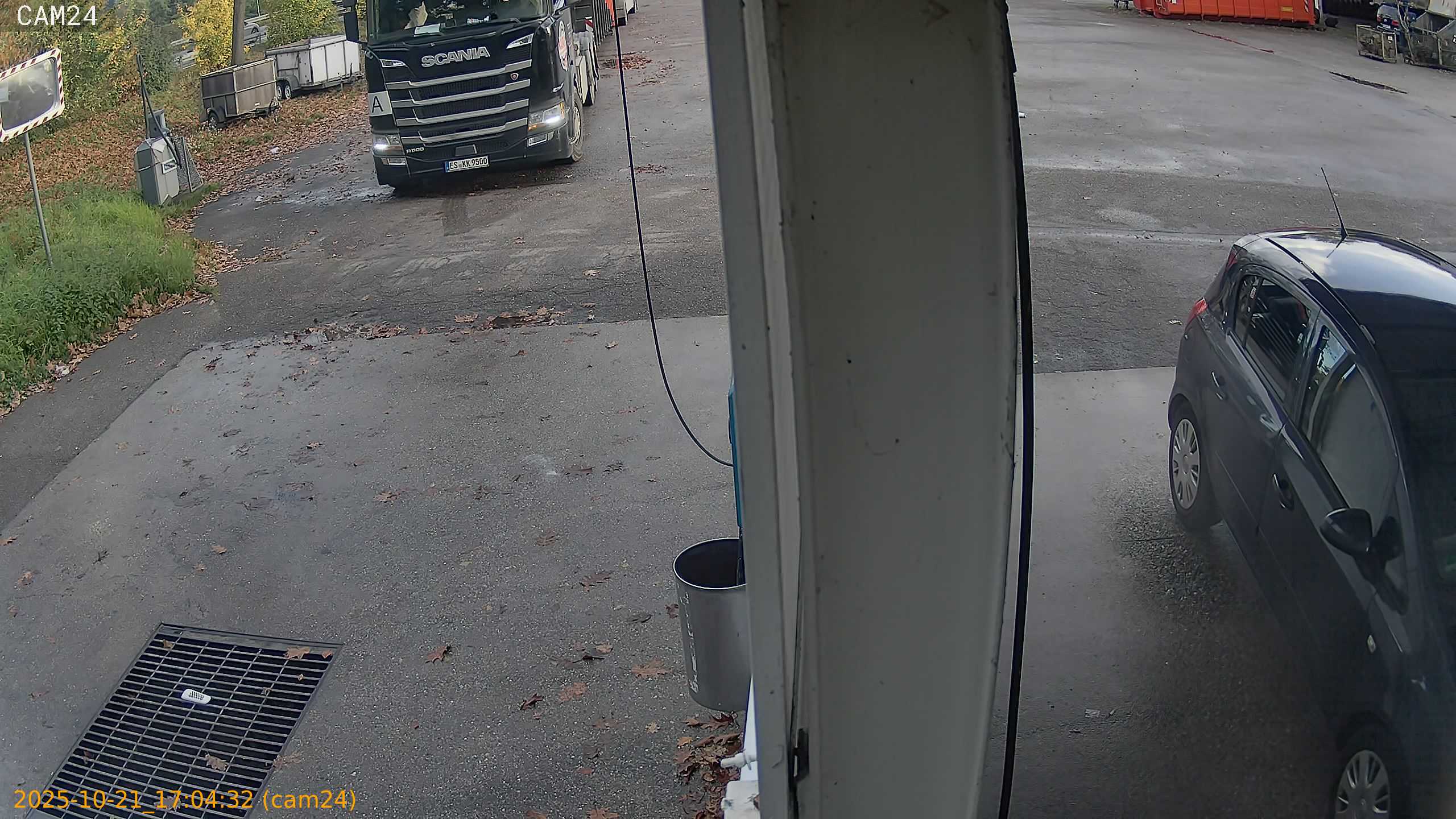 20251021170432