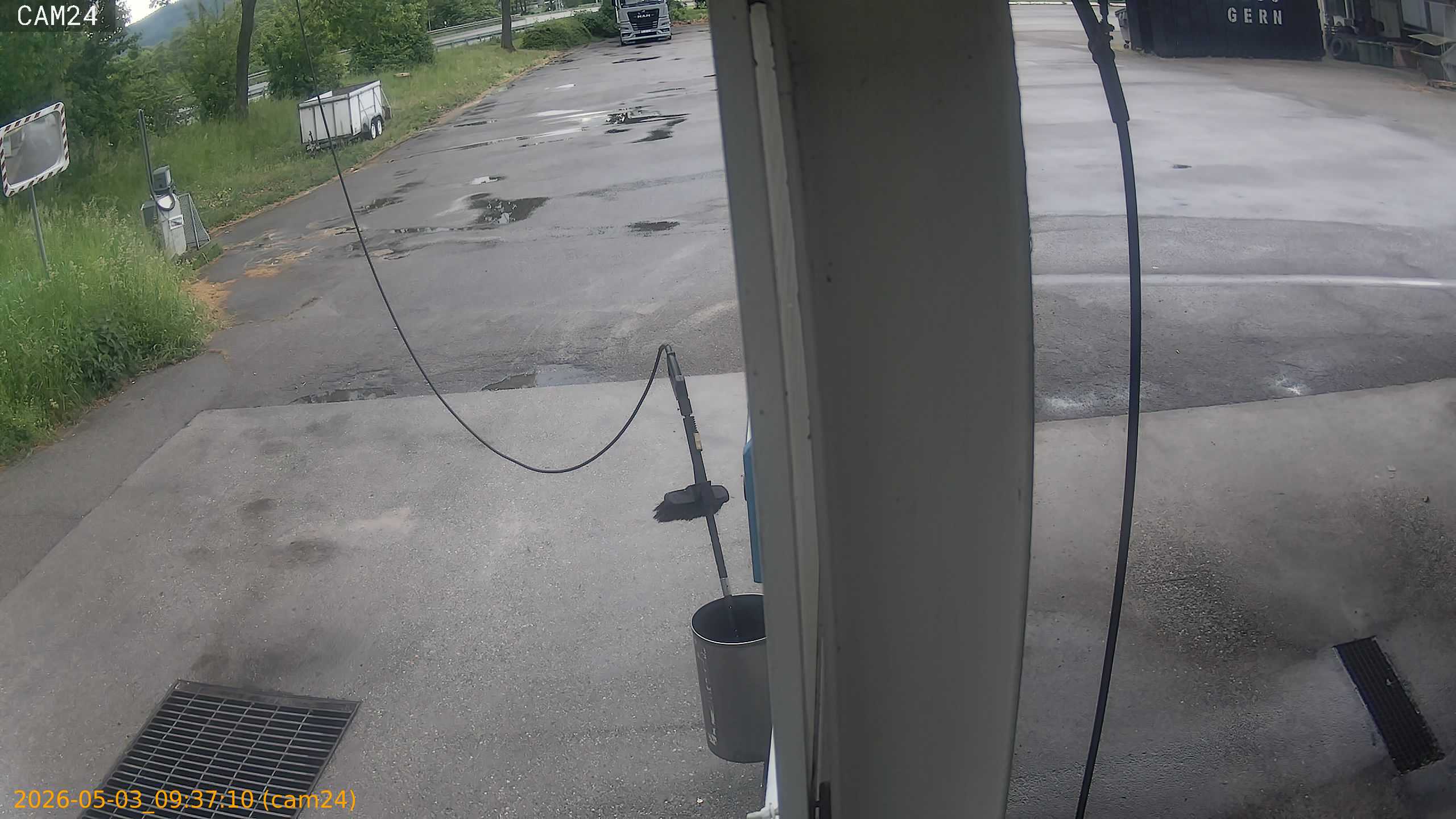 20260503093710