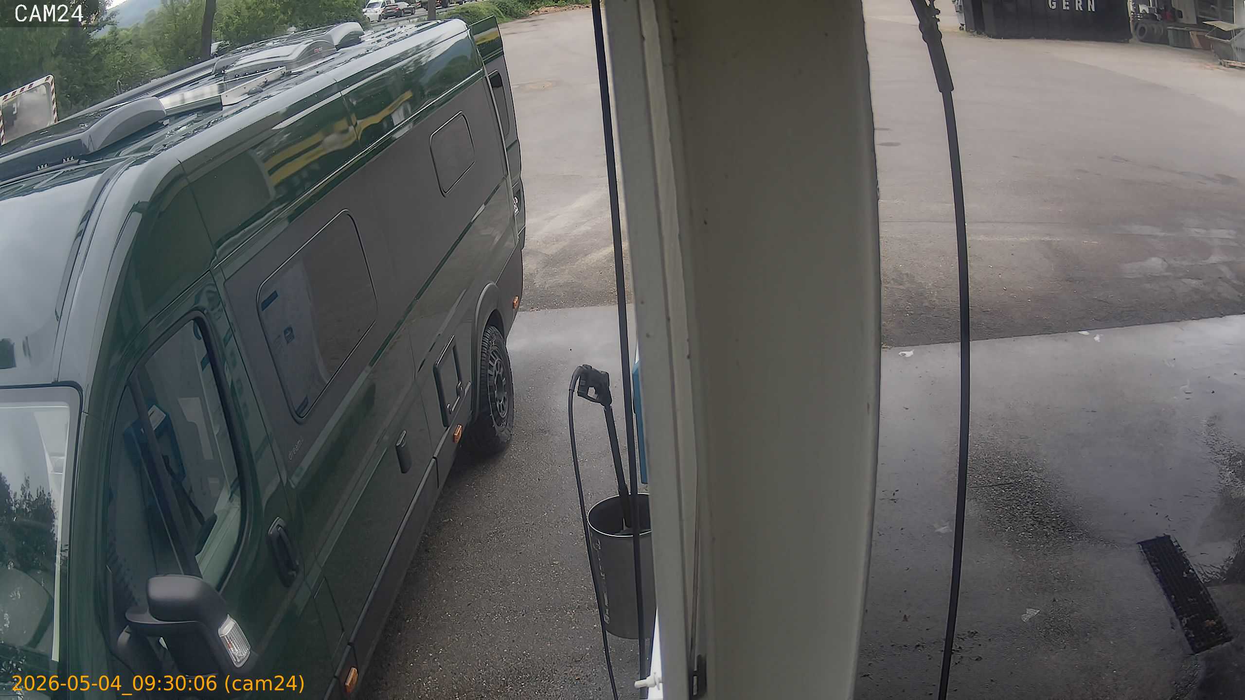 20260504093006