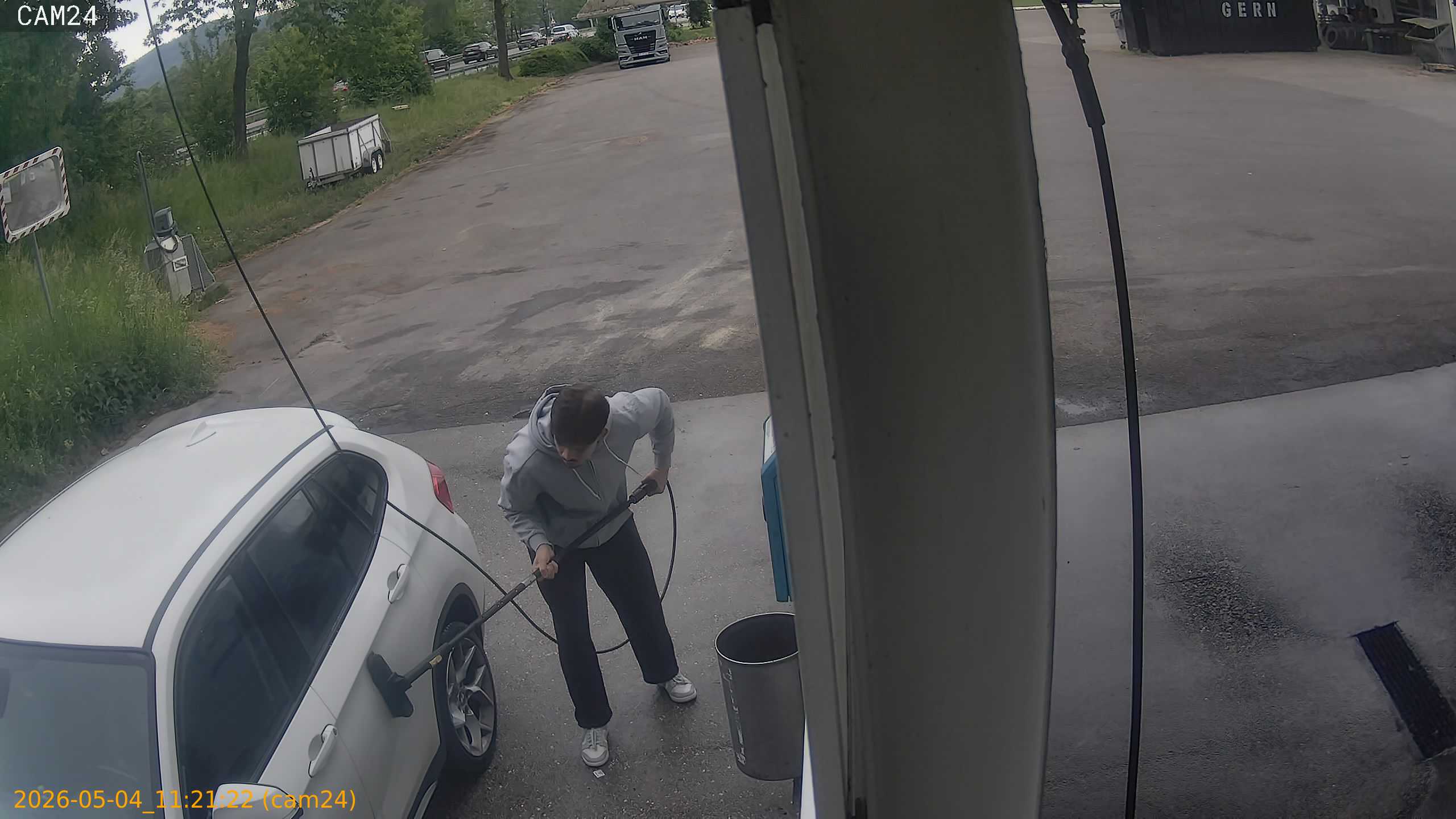 20260504112122