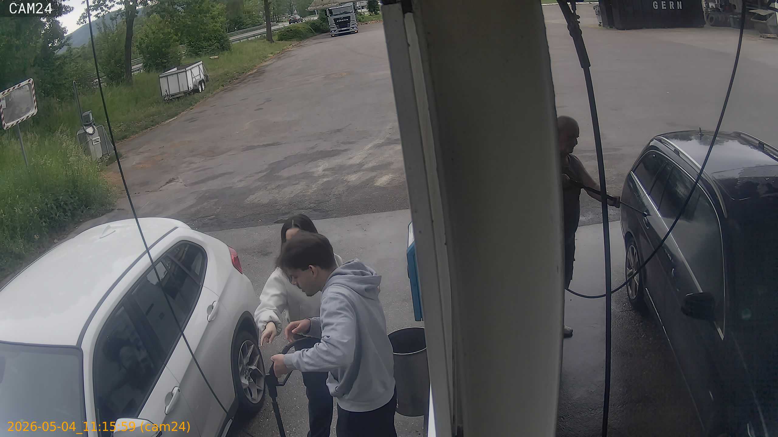 thumbnail_202605041115