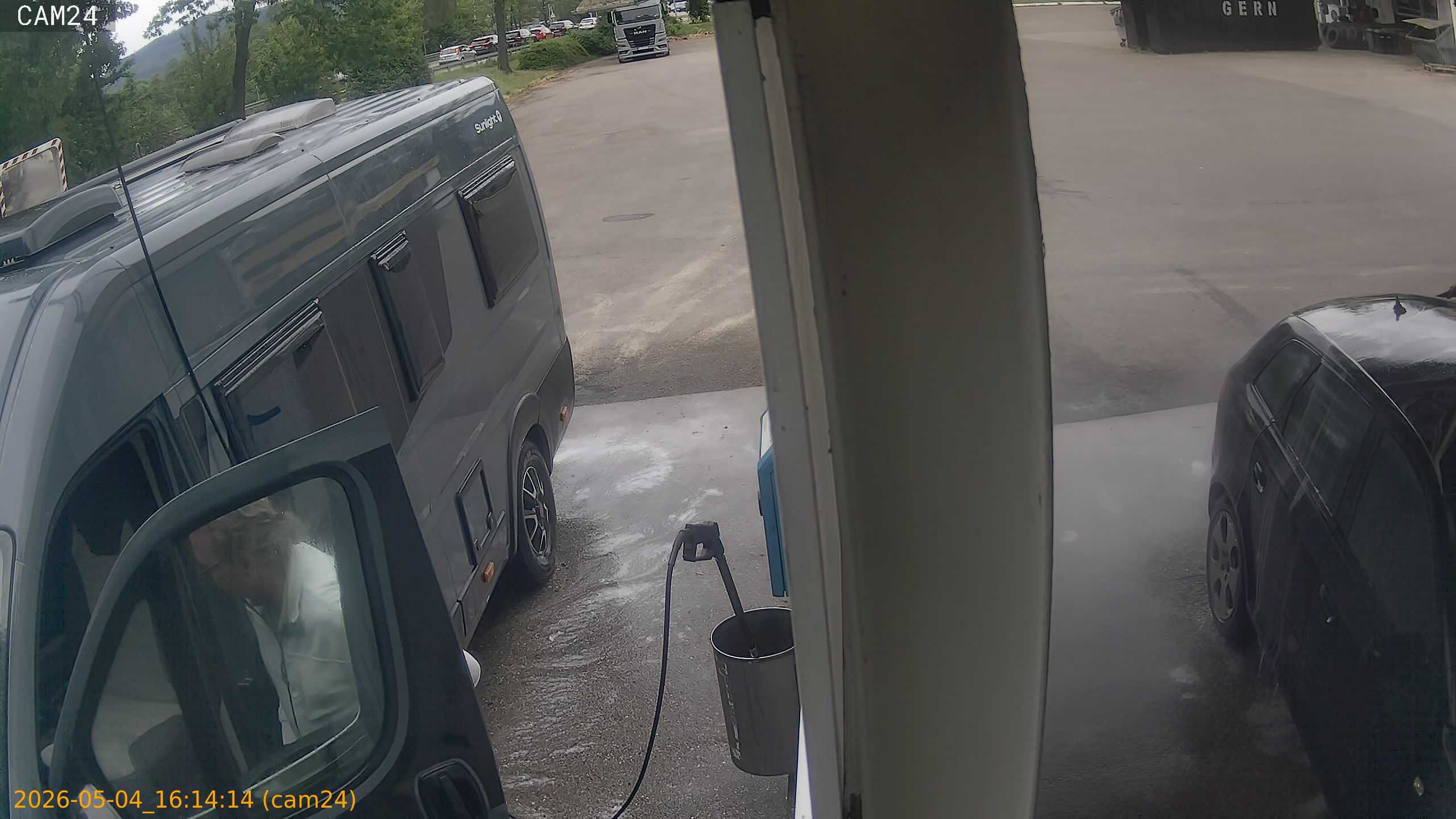 20260504161414