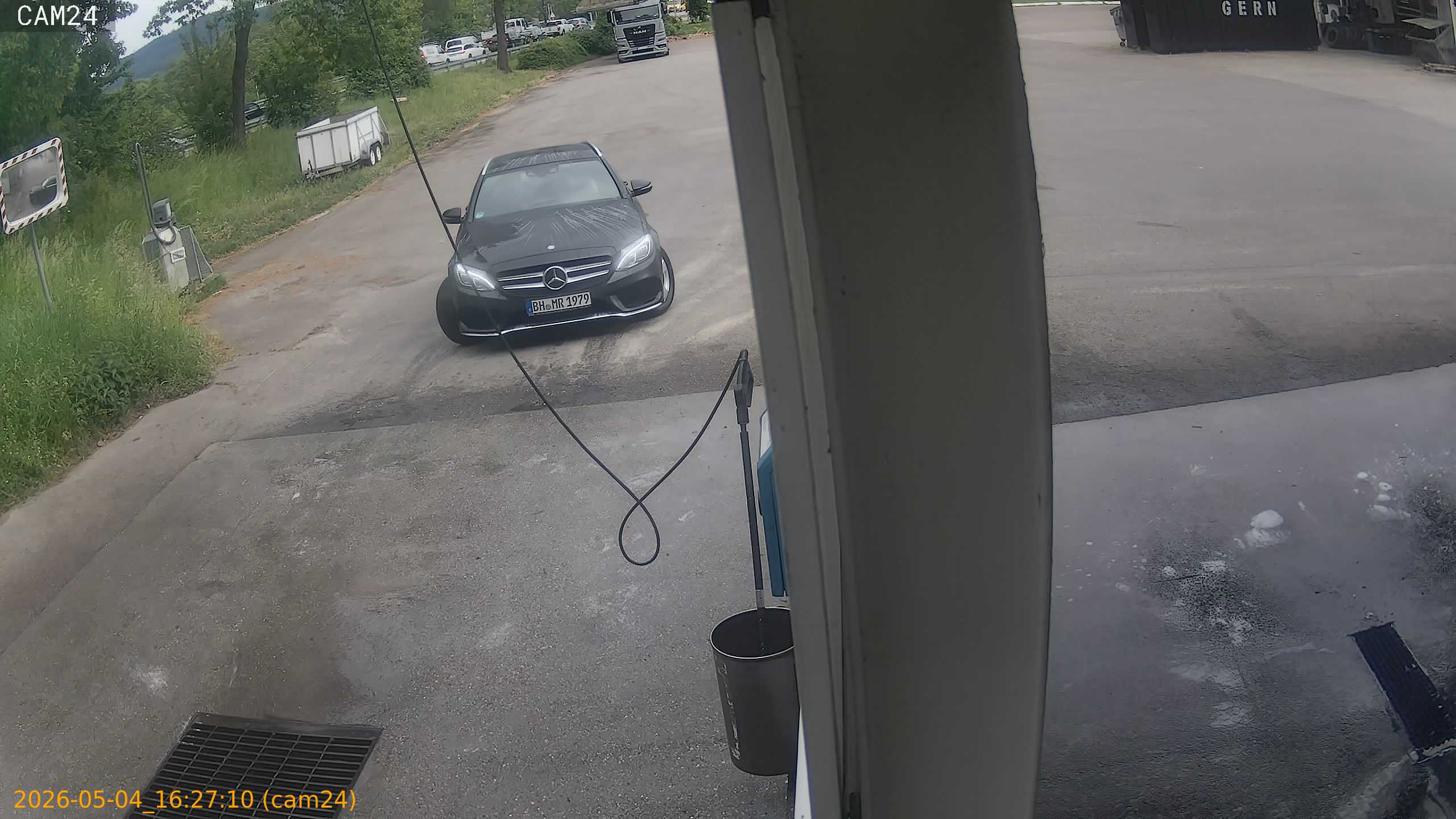 20260504162710