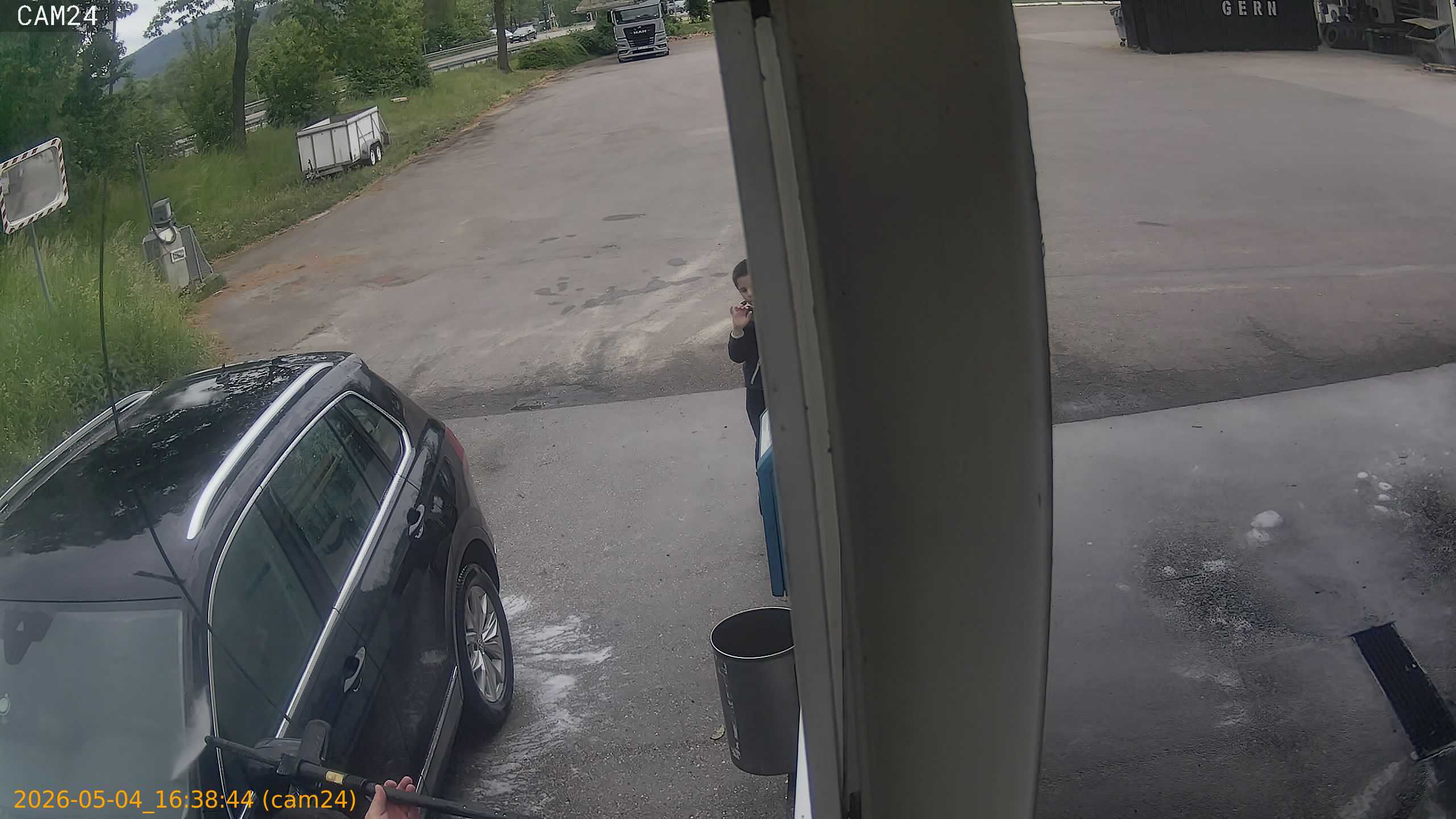 20260504163844