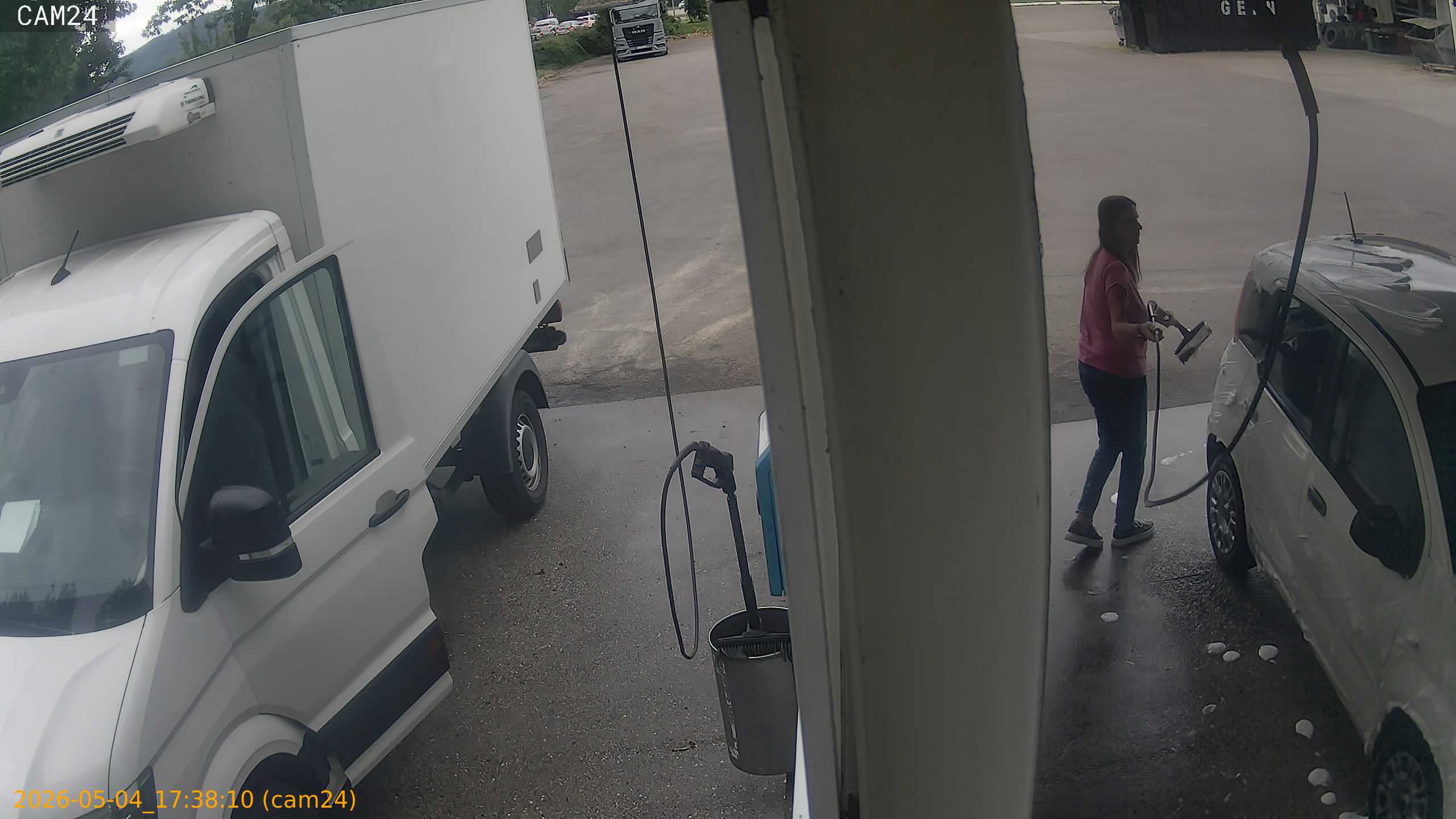 20260504173810