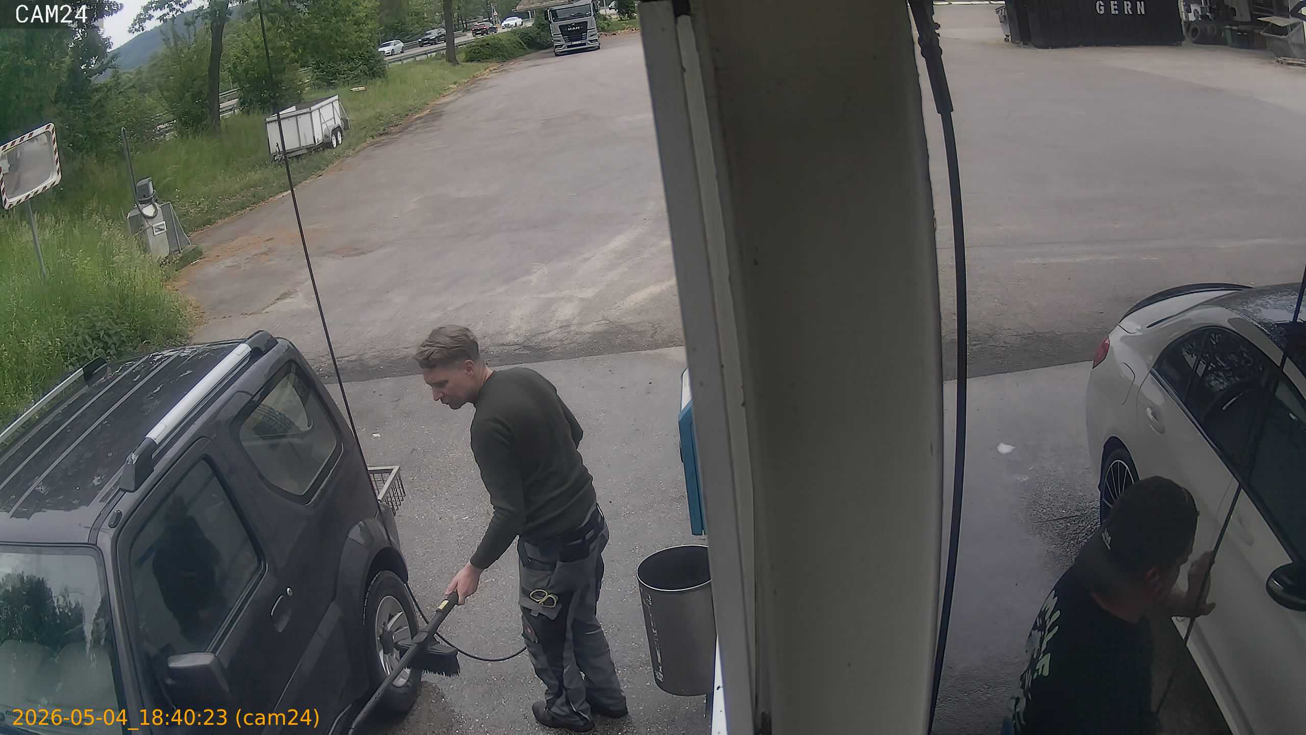 thumbnail_20260504184023