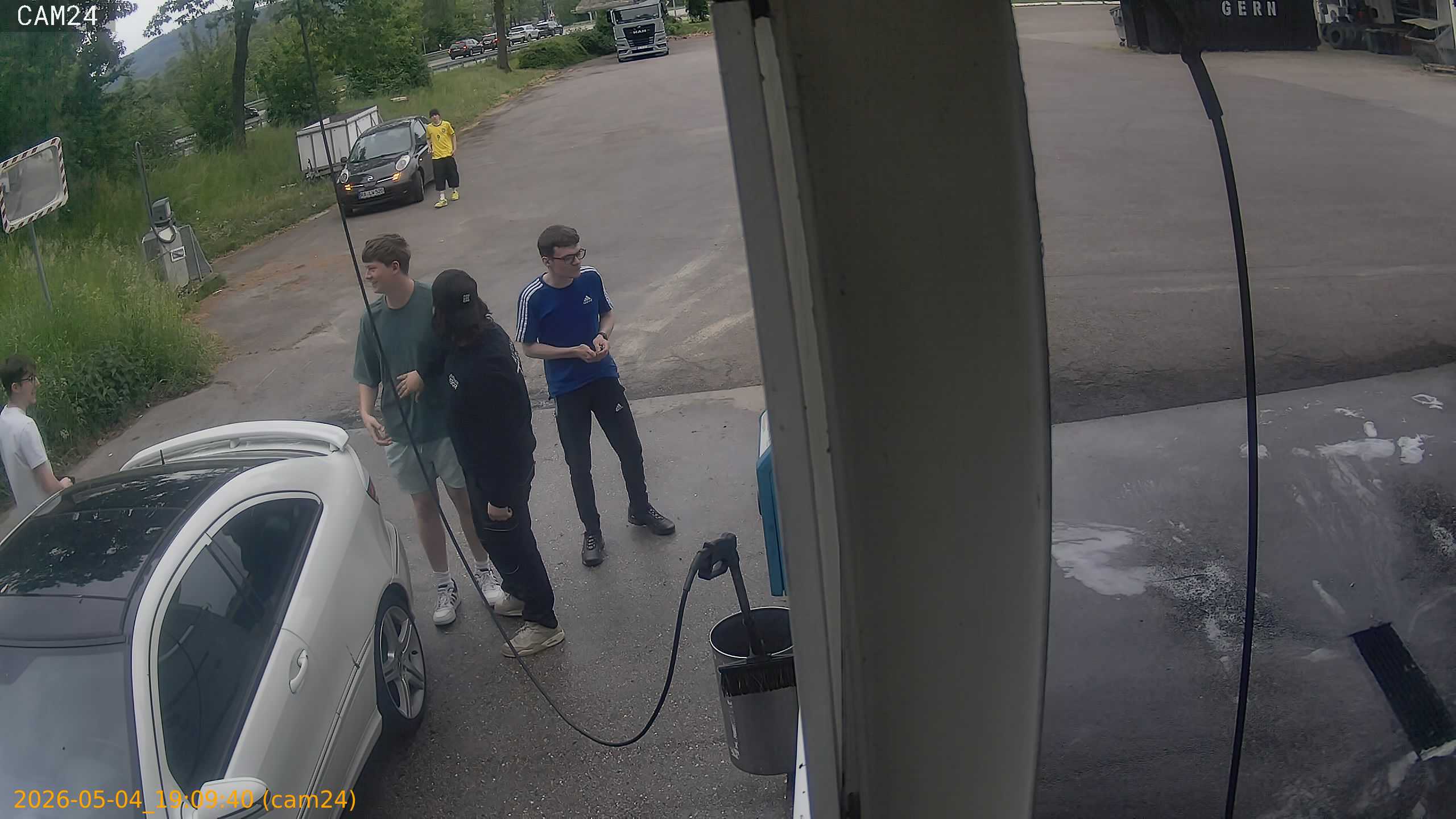 thumbnail_20260504190940