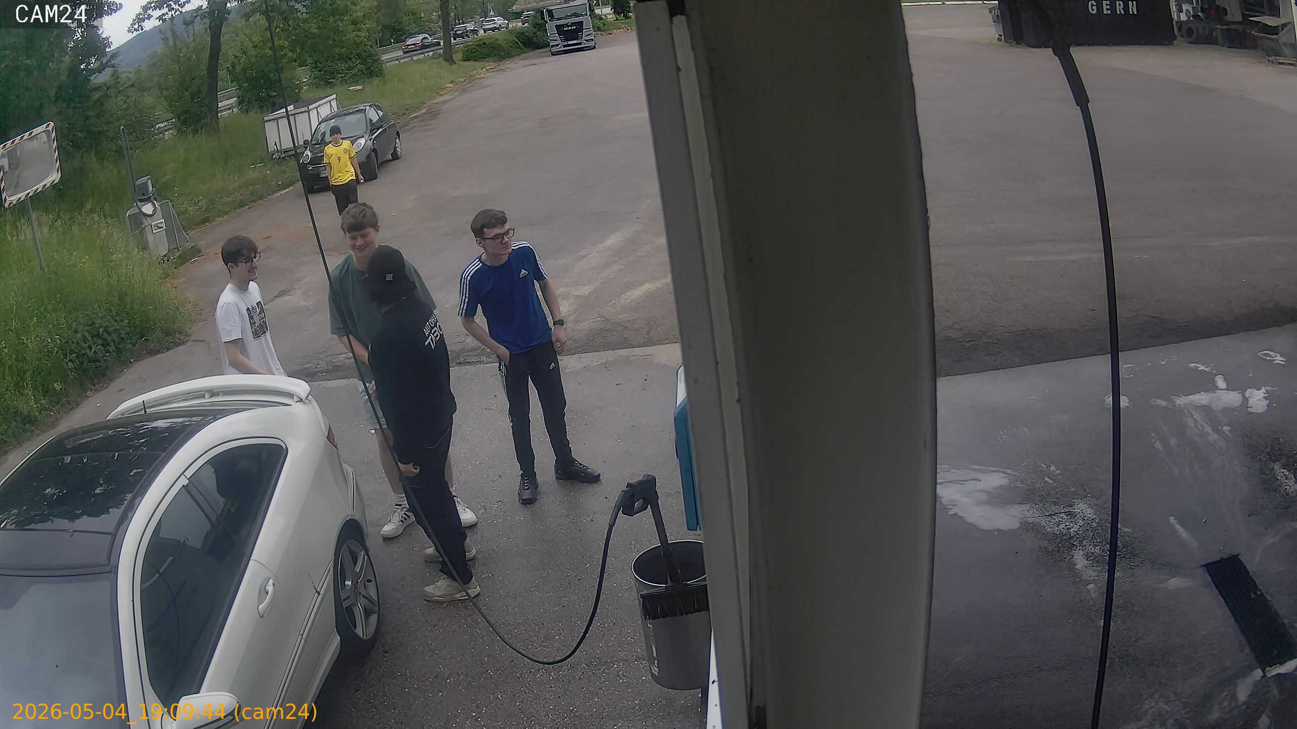 thumbnail_20260504190944