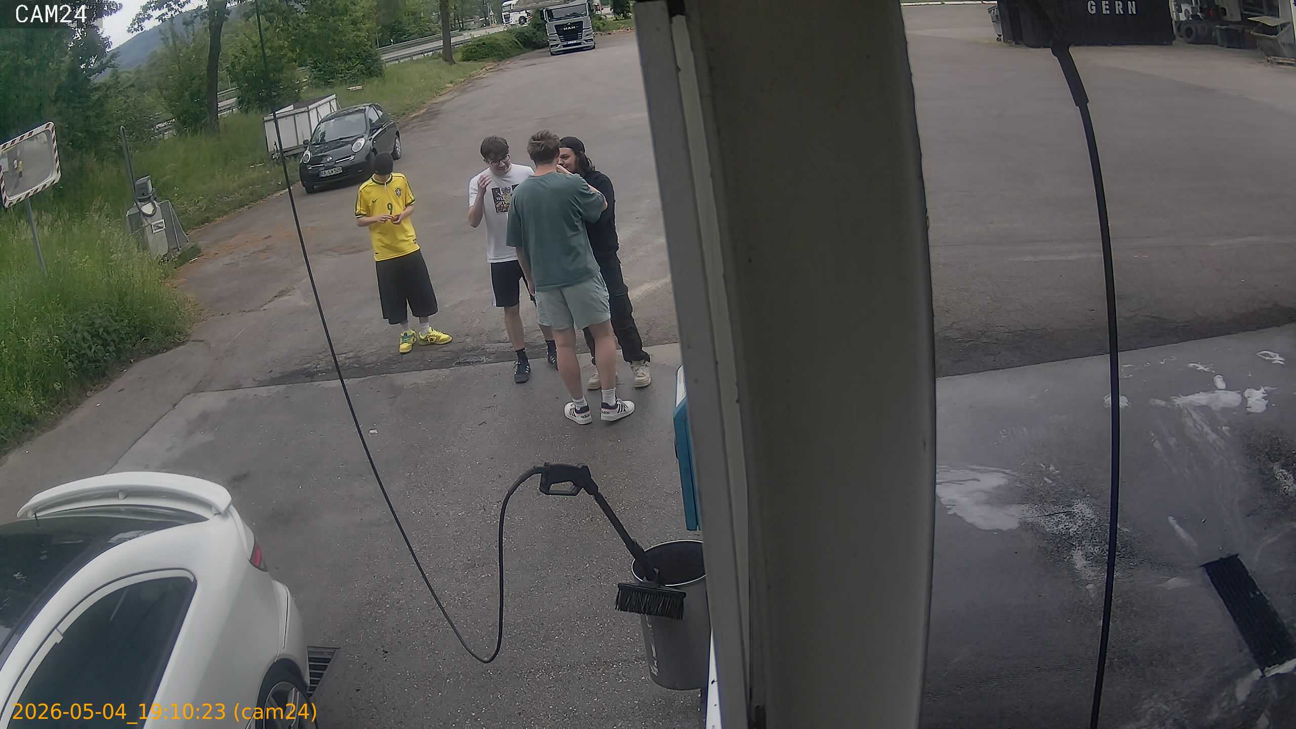 thumbnail_20260504191023