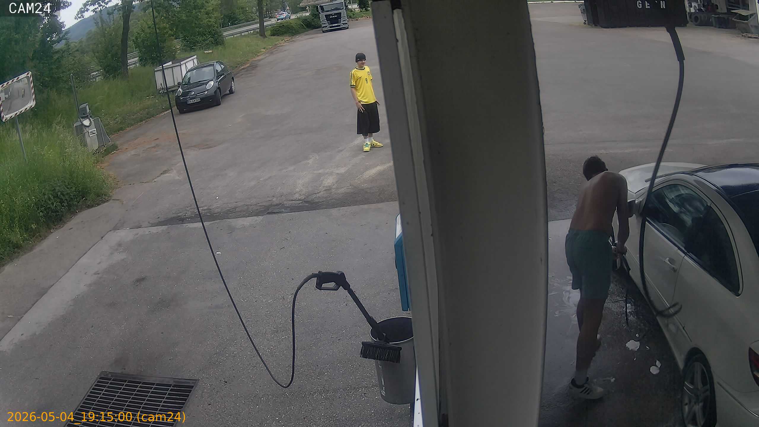 thumbnail_20260504191500