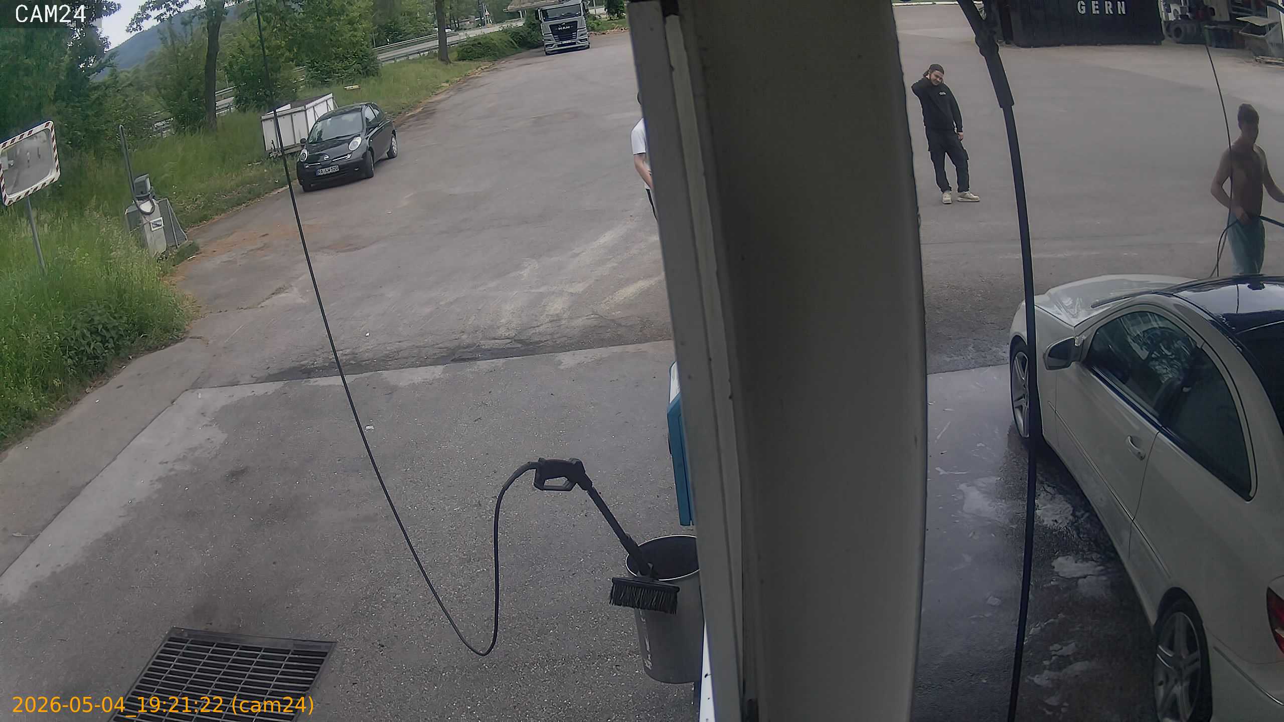 thumbnail_20260504192122