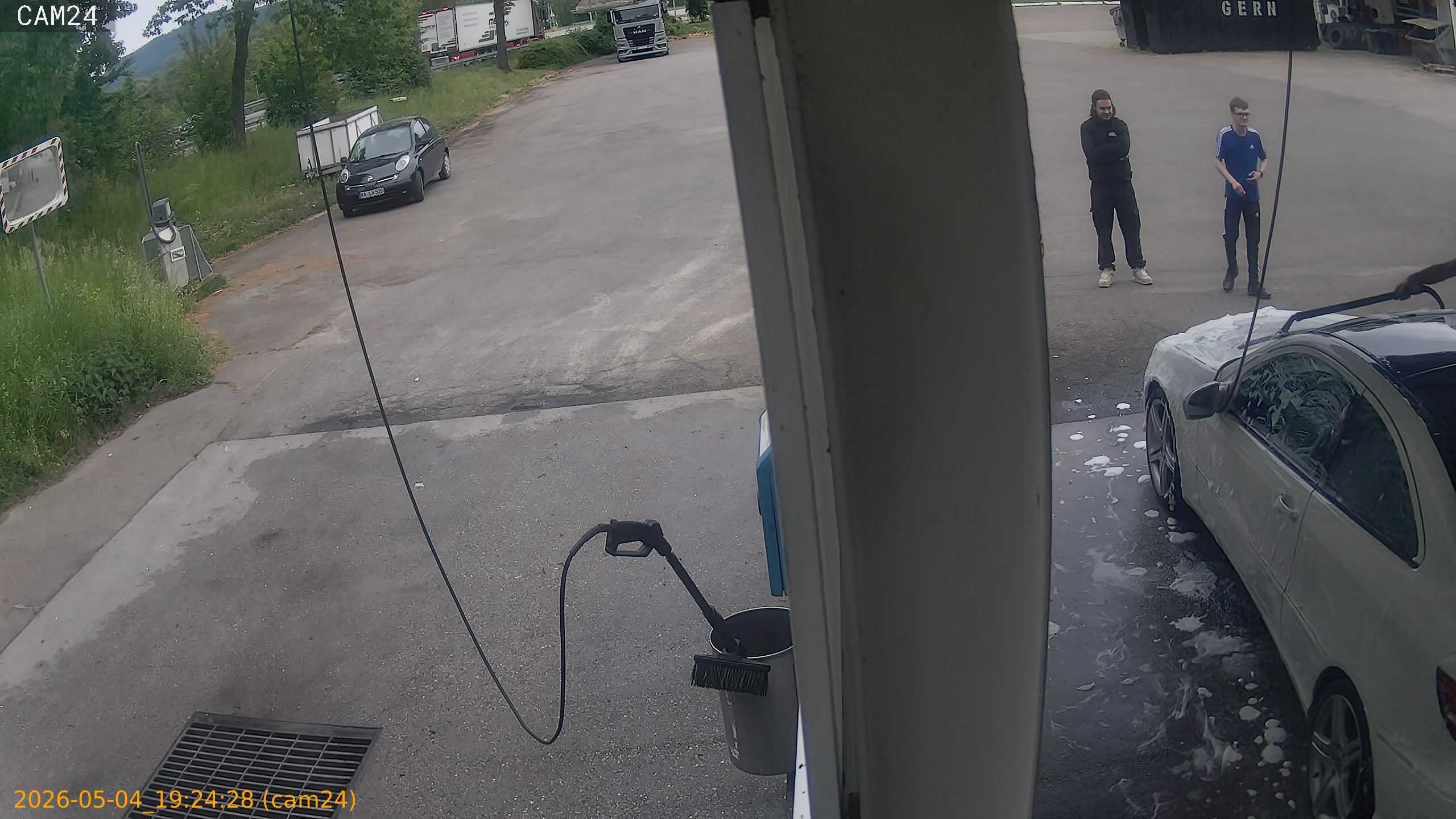 thumbnail_20260504192428