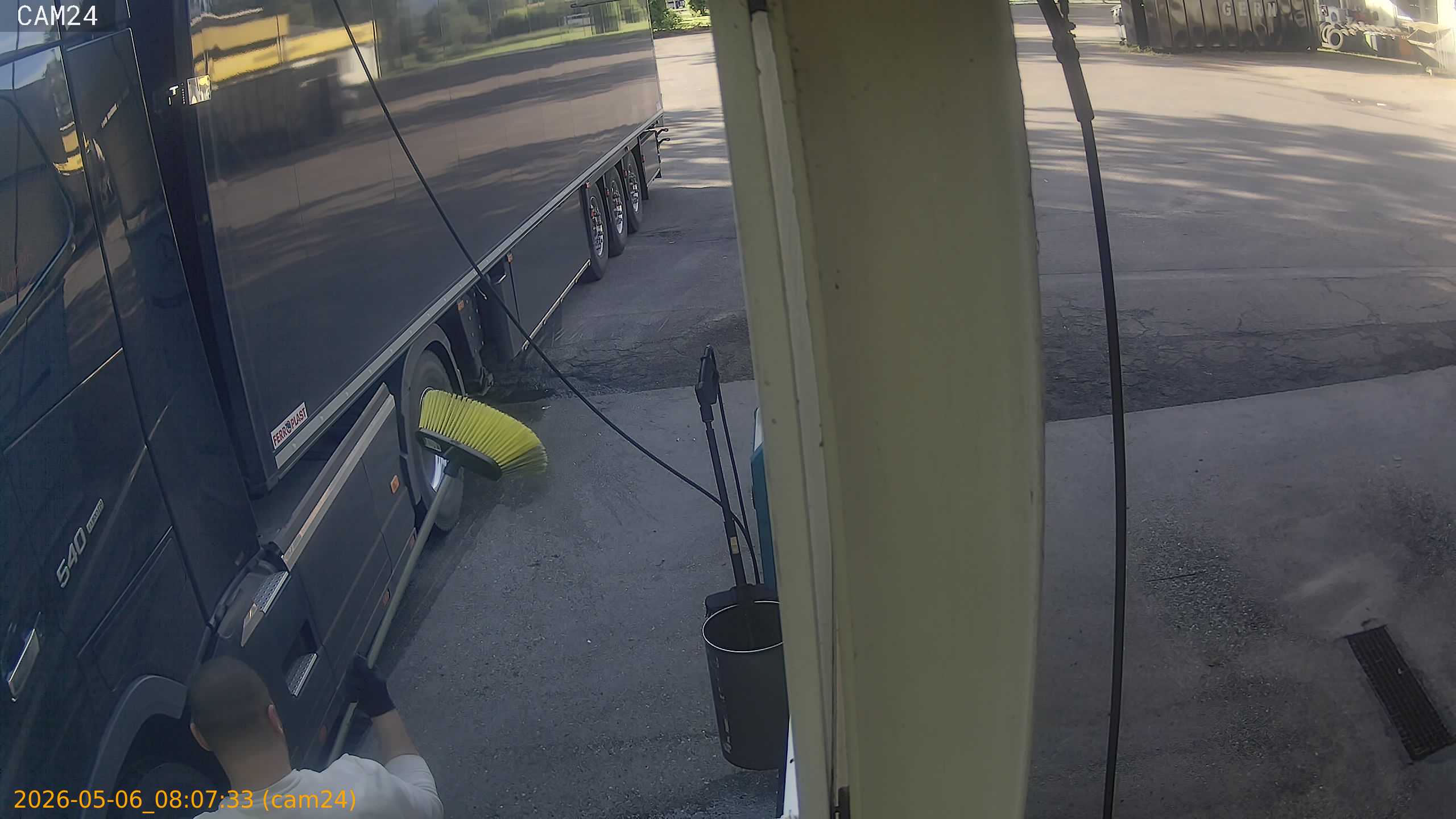 20260506080733